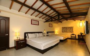 Phòng Cổ Điển Cho 4 Người (Classic Quadruple Room)