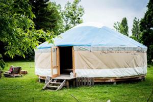 Ferienhaus Yourte Au fil de l'eau Cuqueron Frankreich