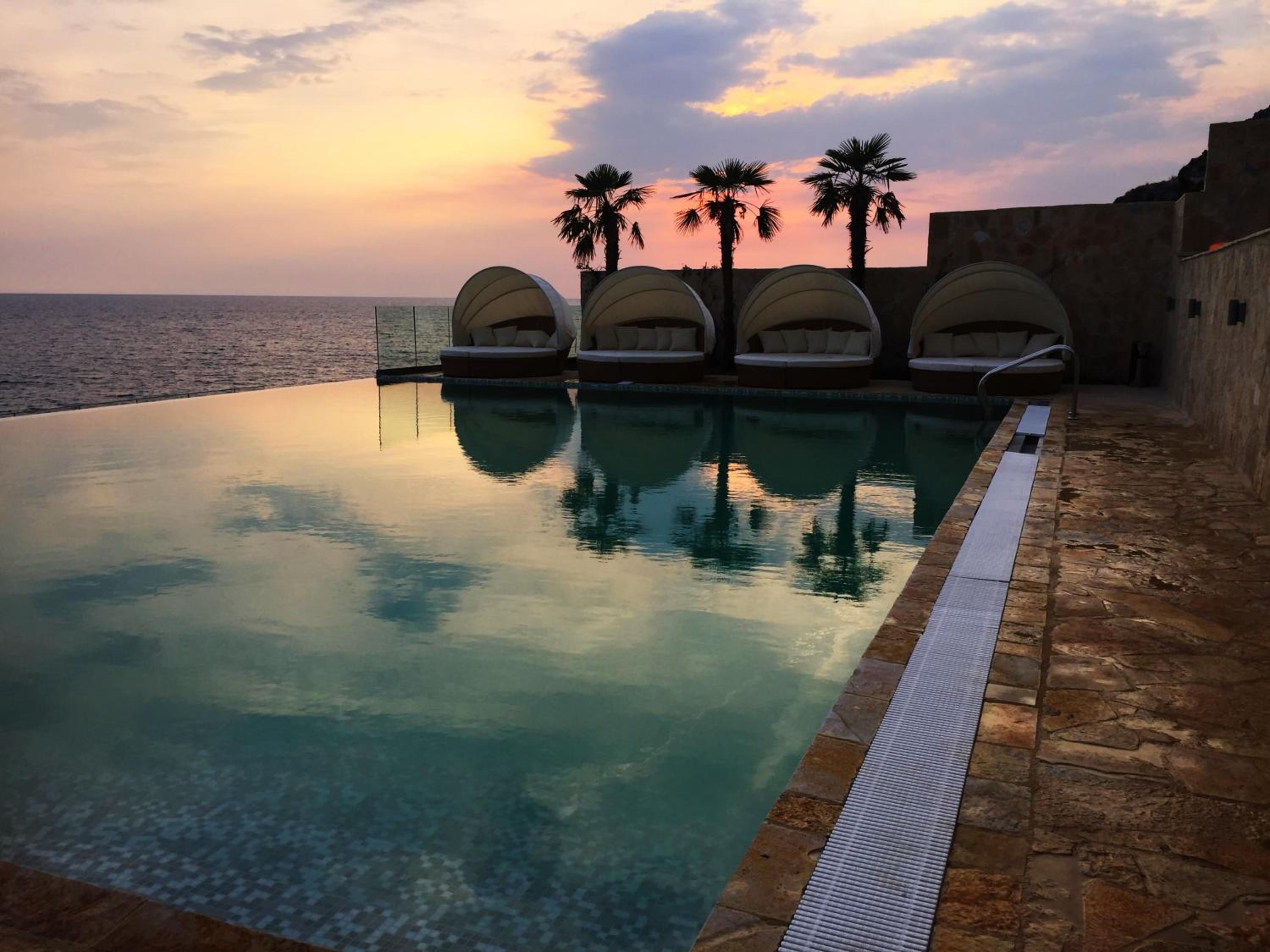 Yourhome Beach Apartments Images