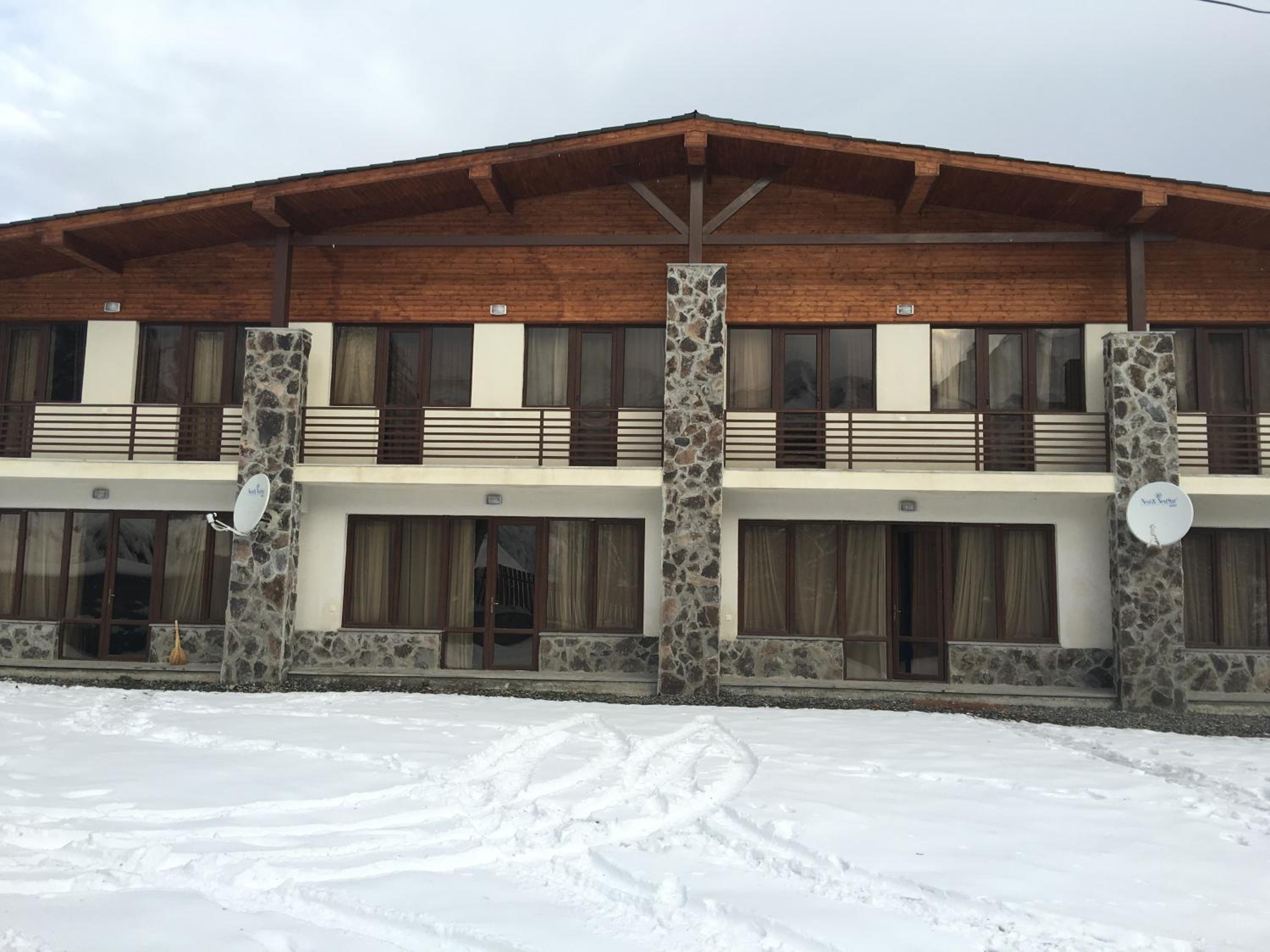 Konstantine's Chalet Images