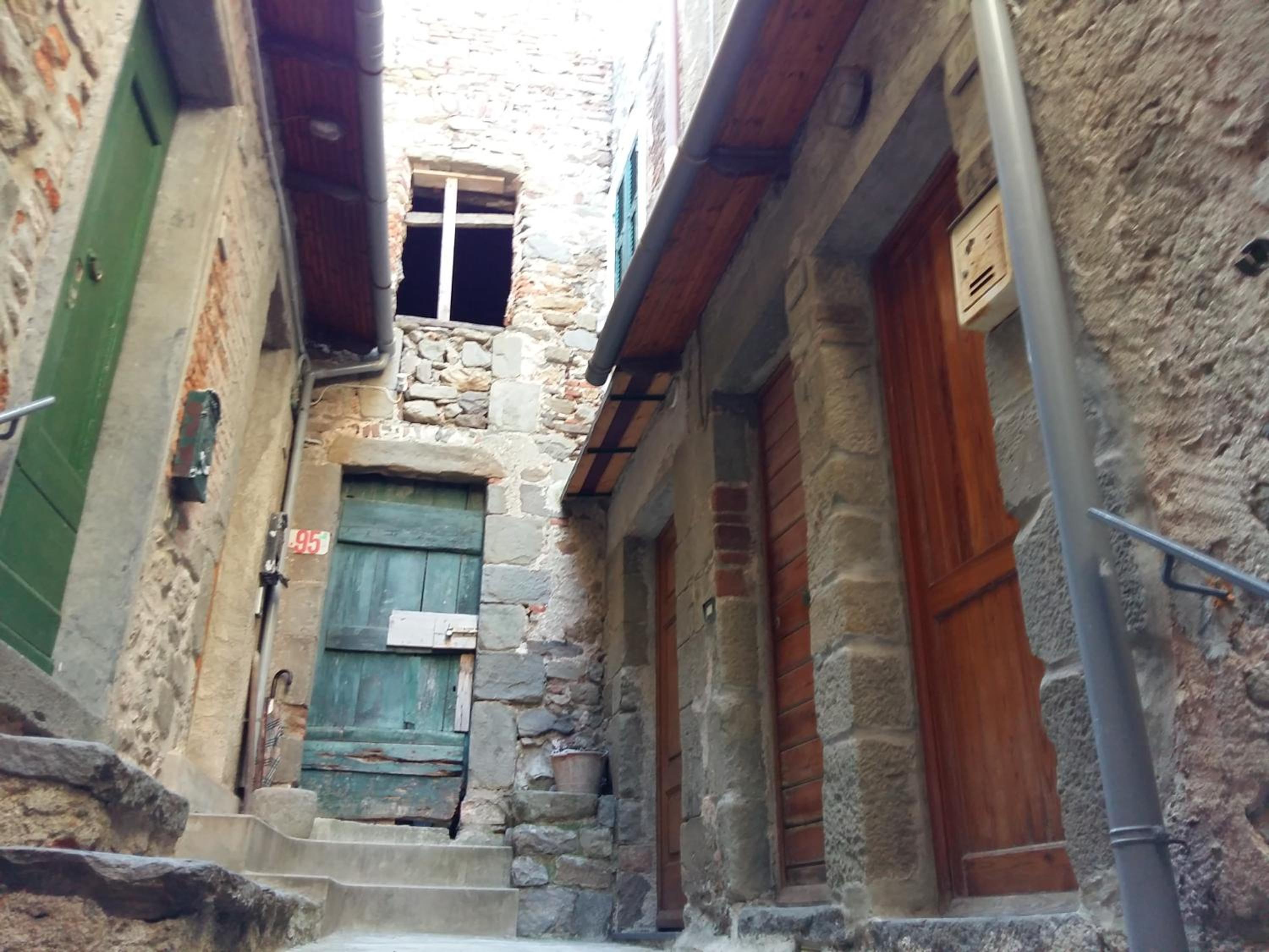La Ginestra Images