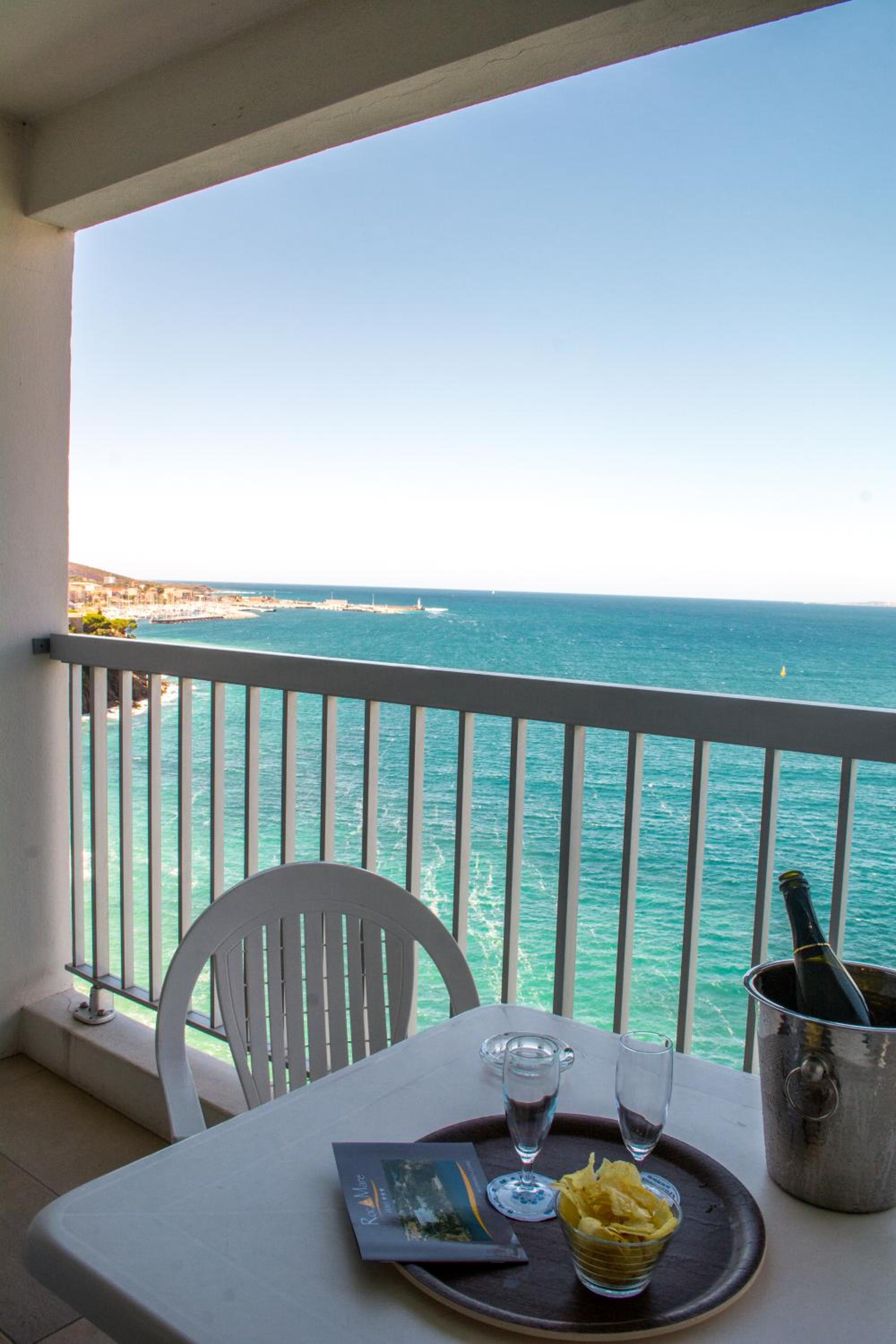 Hotel Roc E Mare