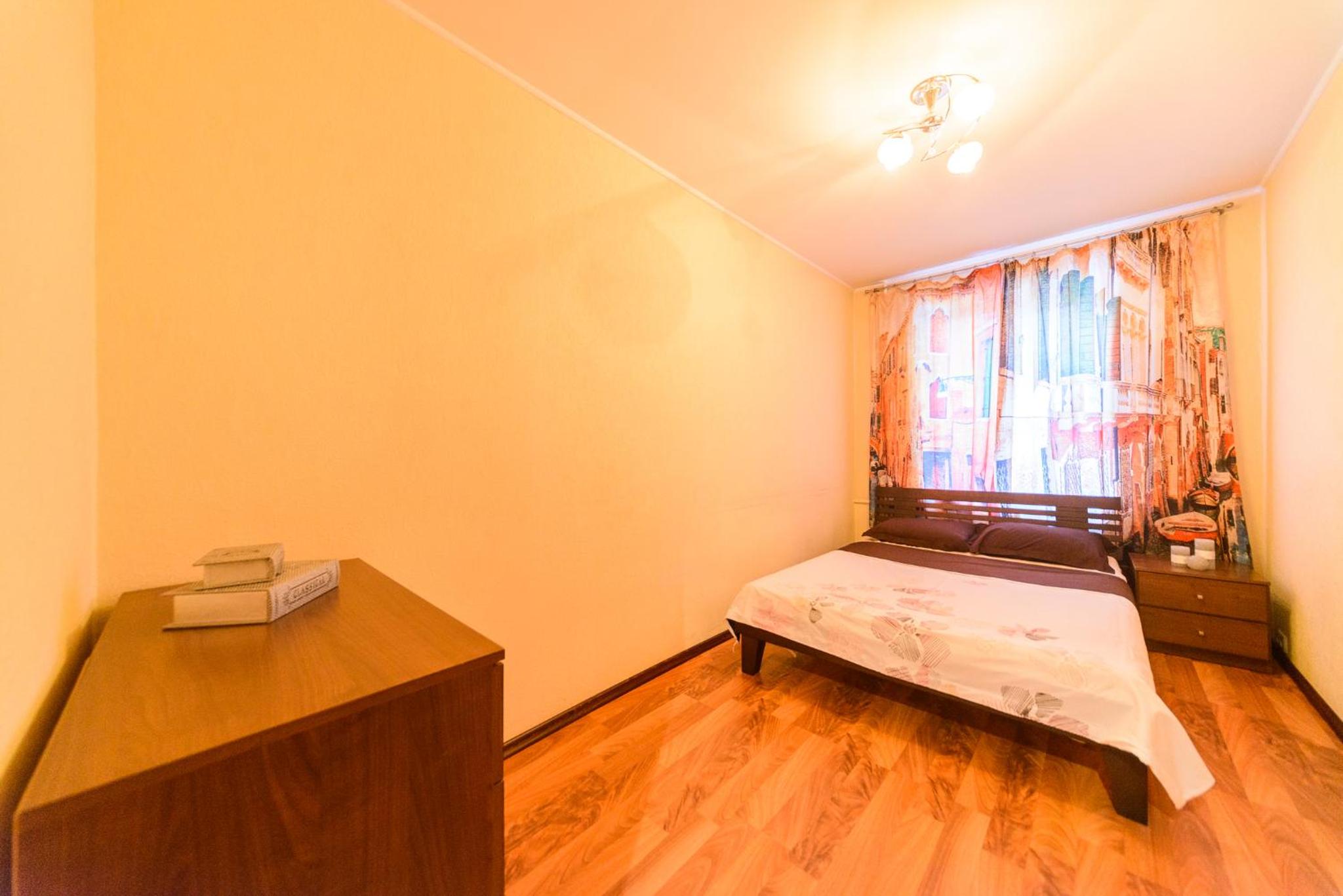 Apartment on Hryhoriia Chuprynky Images