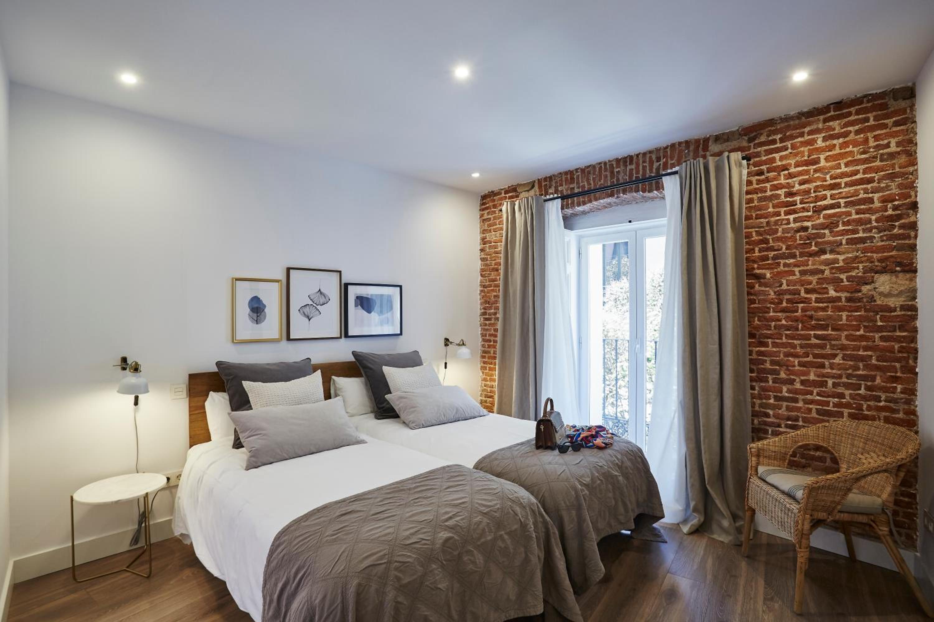 Apartamento junto a Plaza Mayor Images