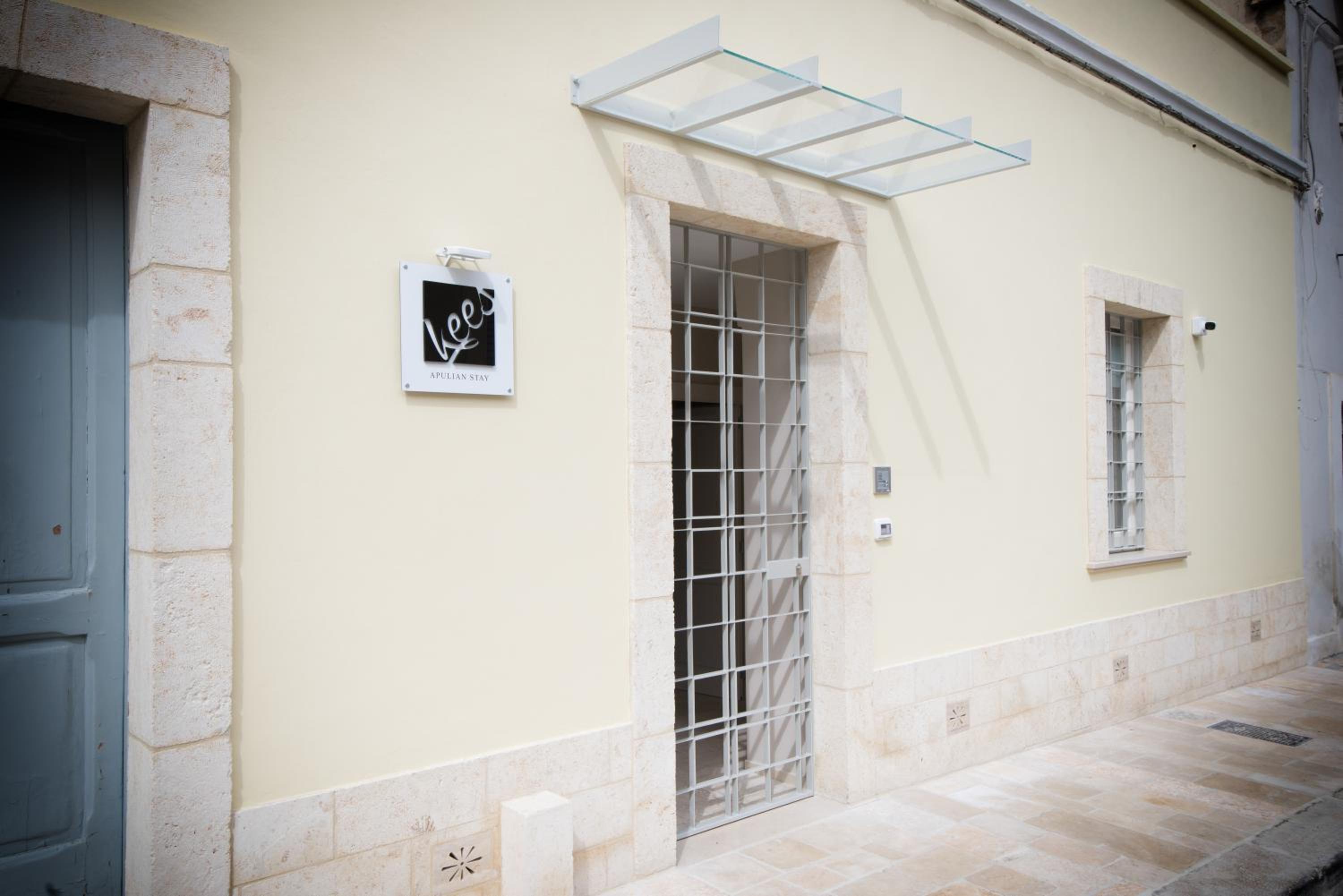 Kees Apulian Stay Images