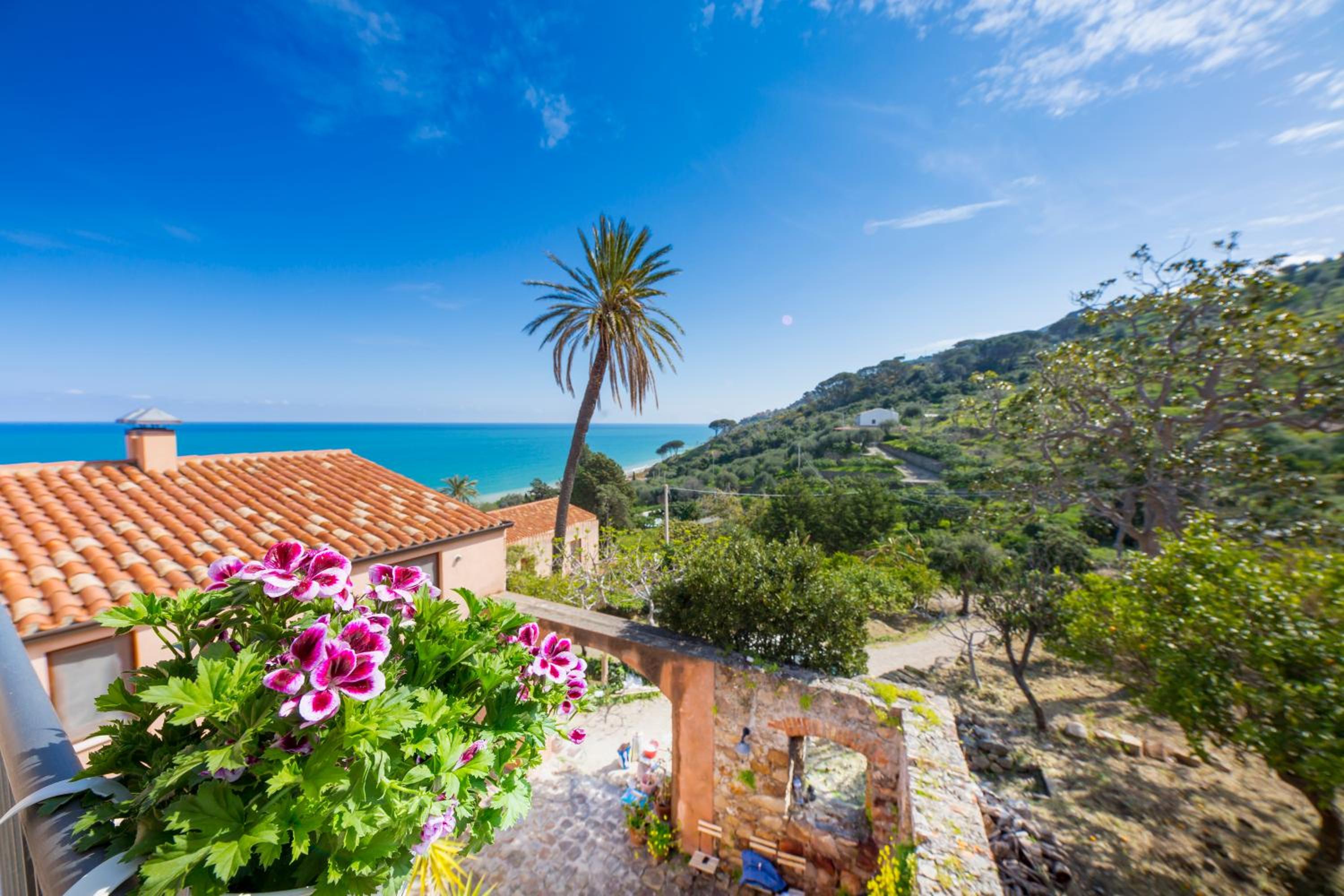 Casa La Torretta in Villa Palamara Images