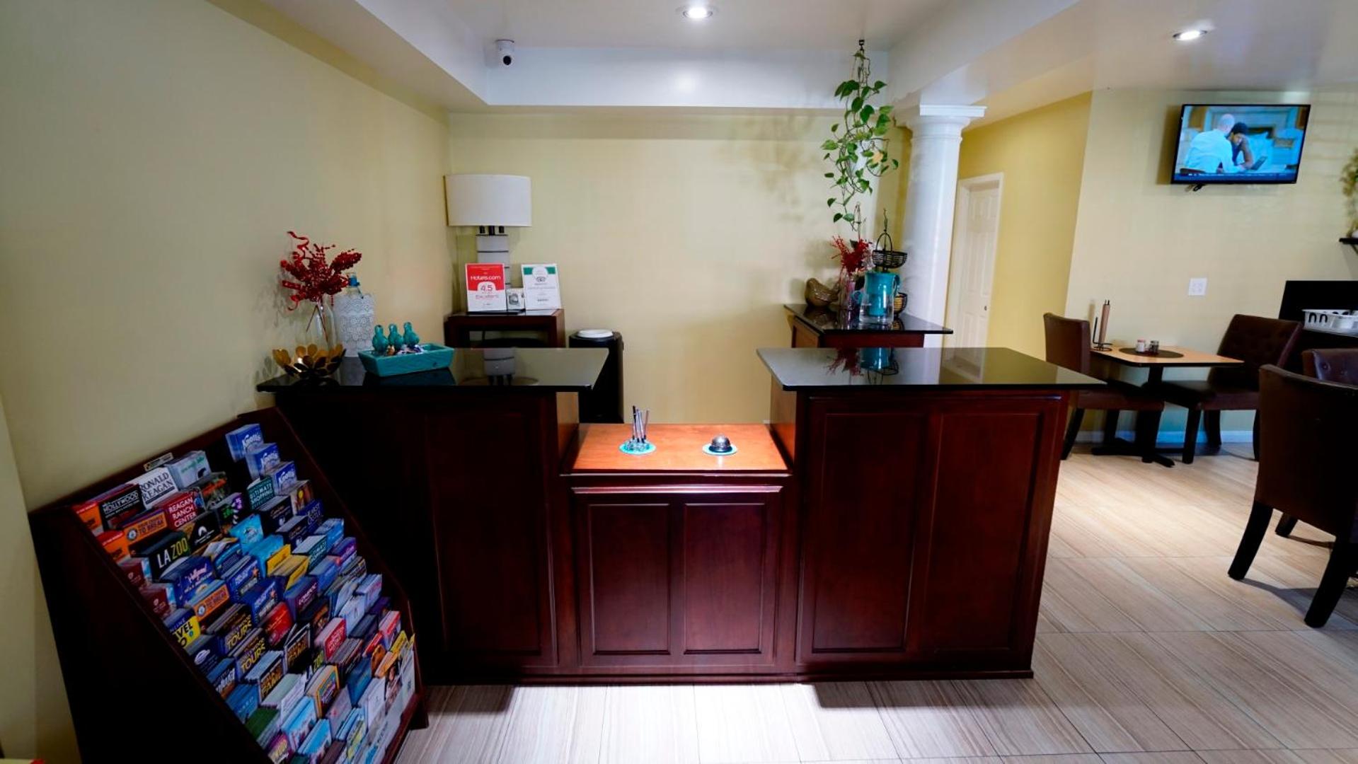 El Royale Hotel Near Universal Studios Hollywood 3-bhk-house-for-rent-near-technopark-trivandrum-tpbazaar