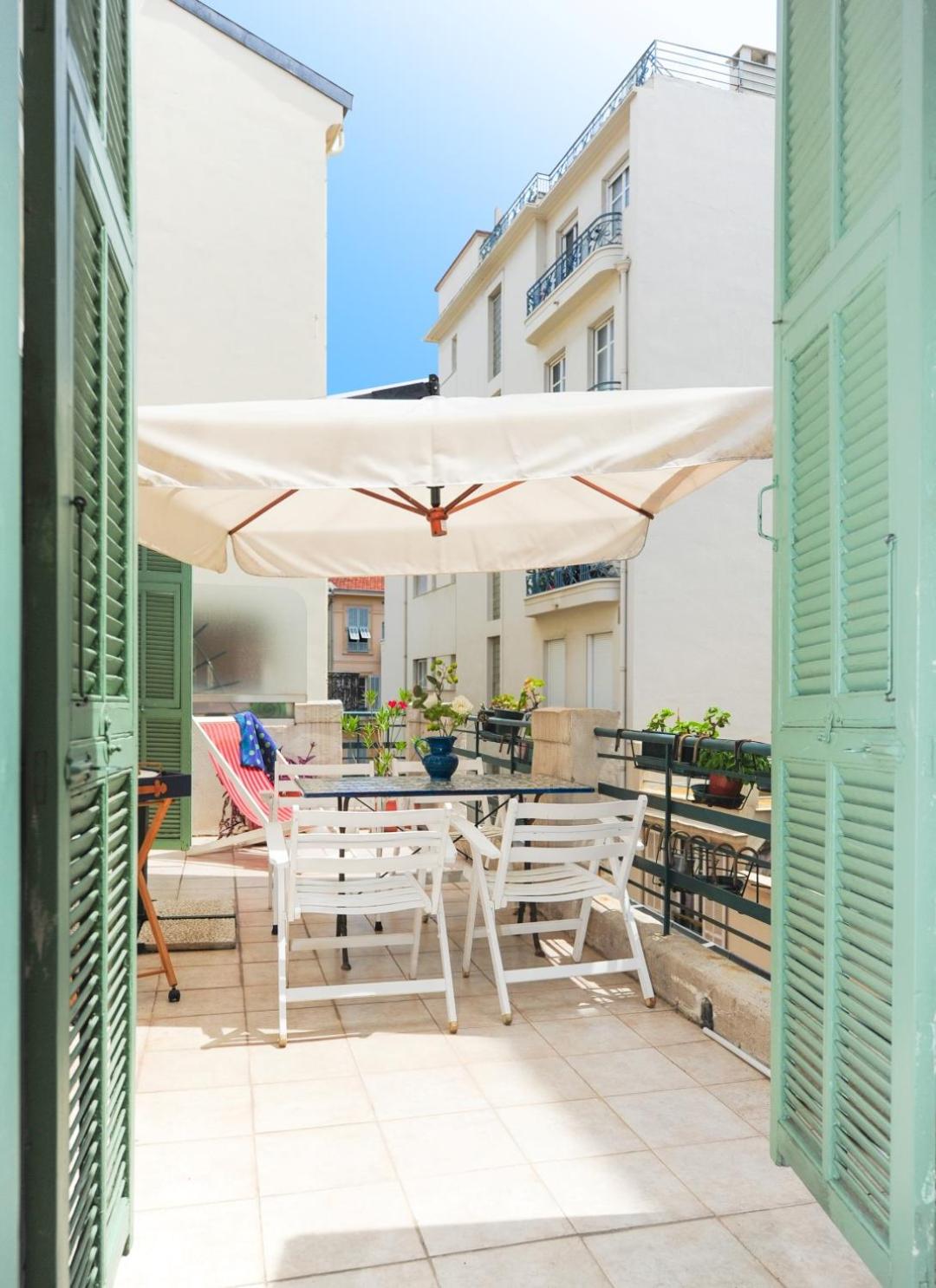 La terrasse Apartment Five stars holiday house Images