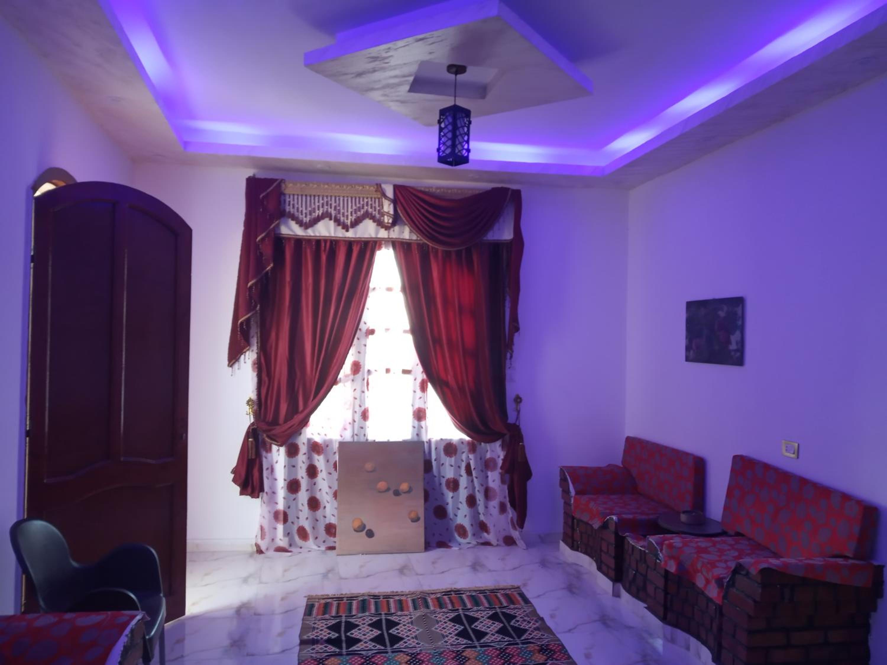 Memnoun house Images