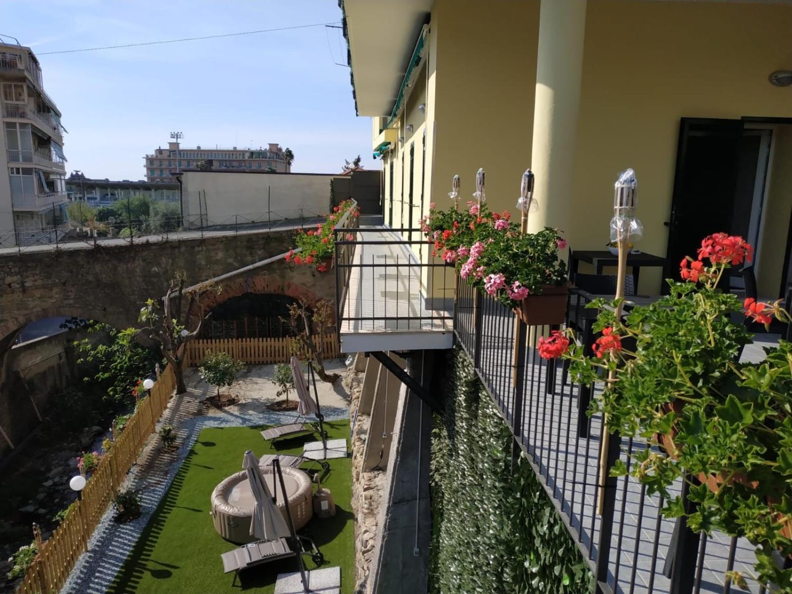 Casa delle Ginestre Bike Images