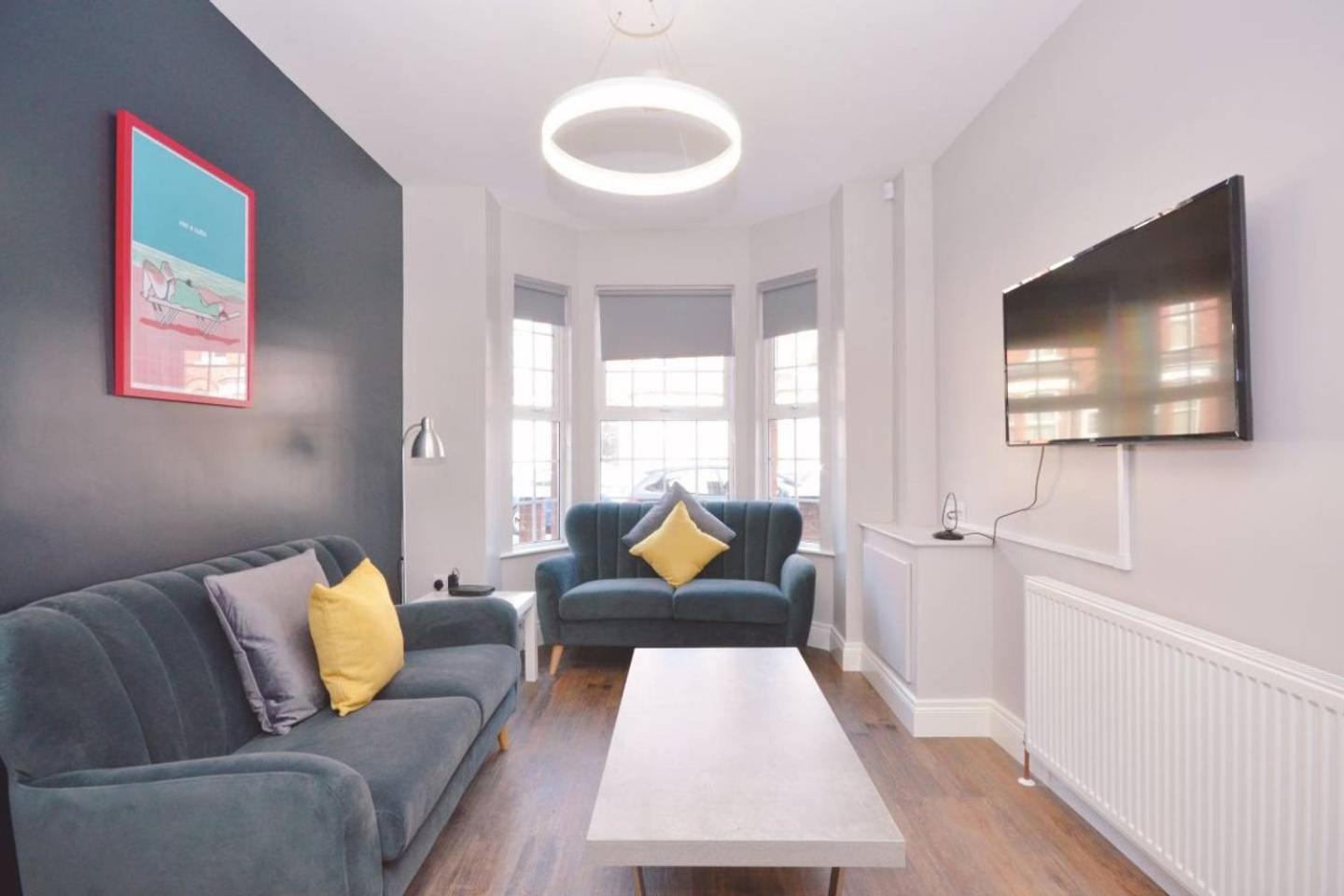Queens Quarter Townhouse 2 Images