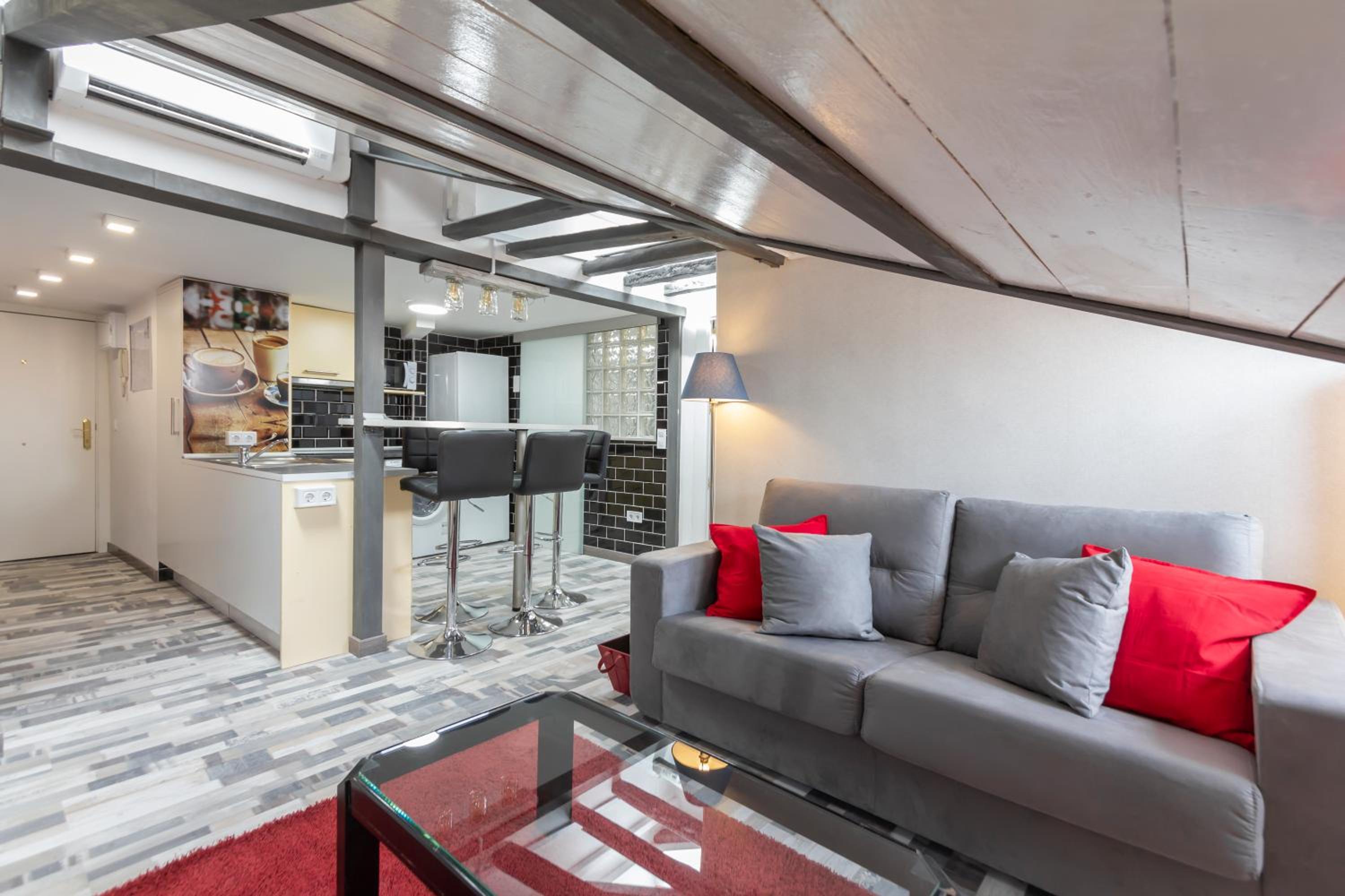 Luna Apartment