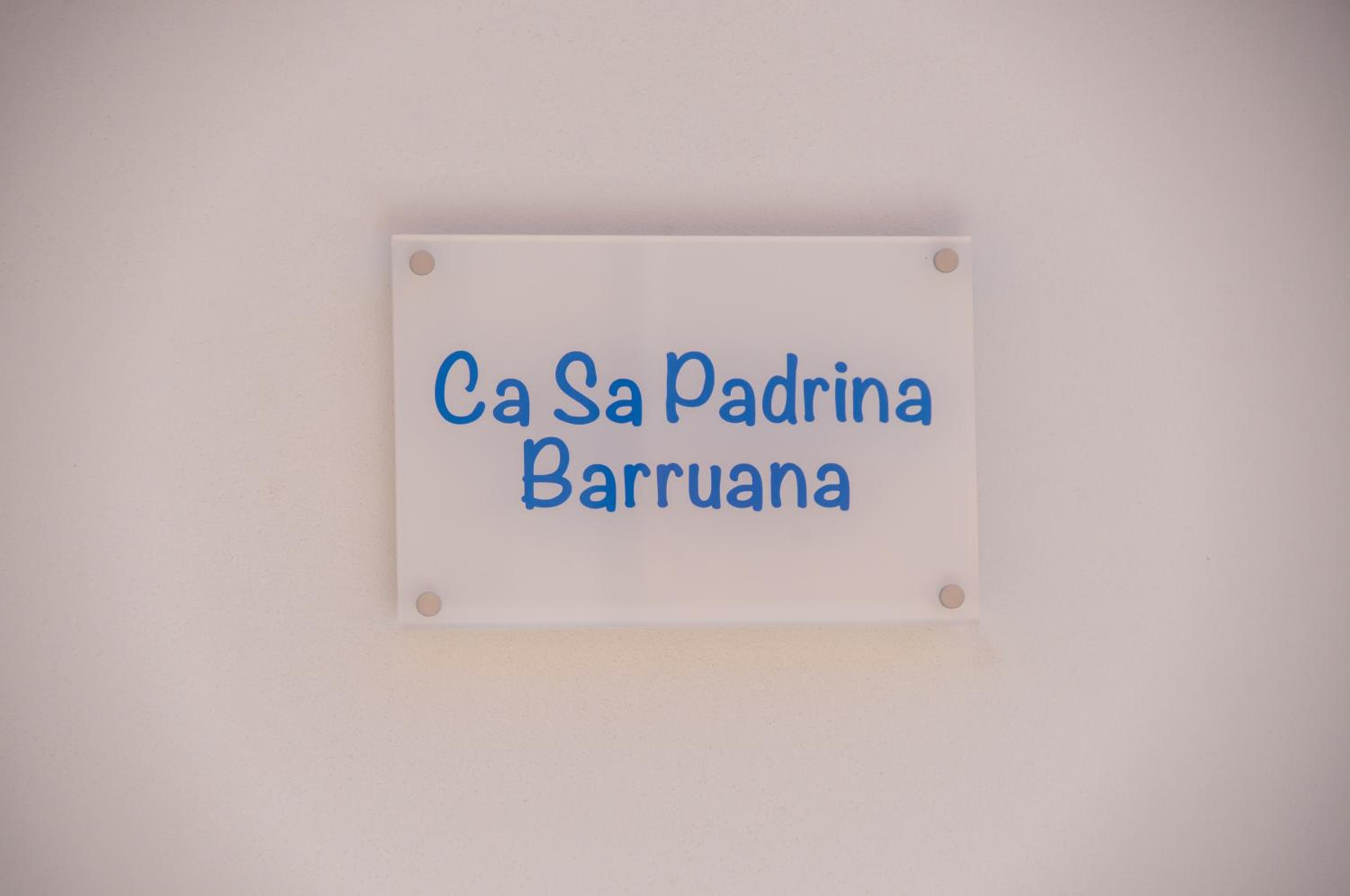 Ca sa Padrina Barruana Images