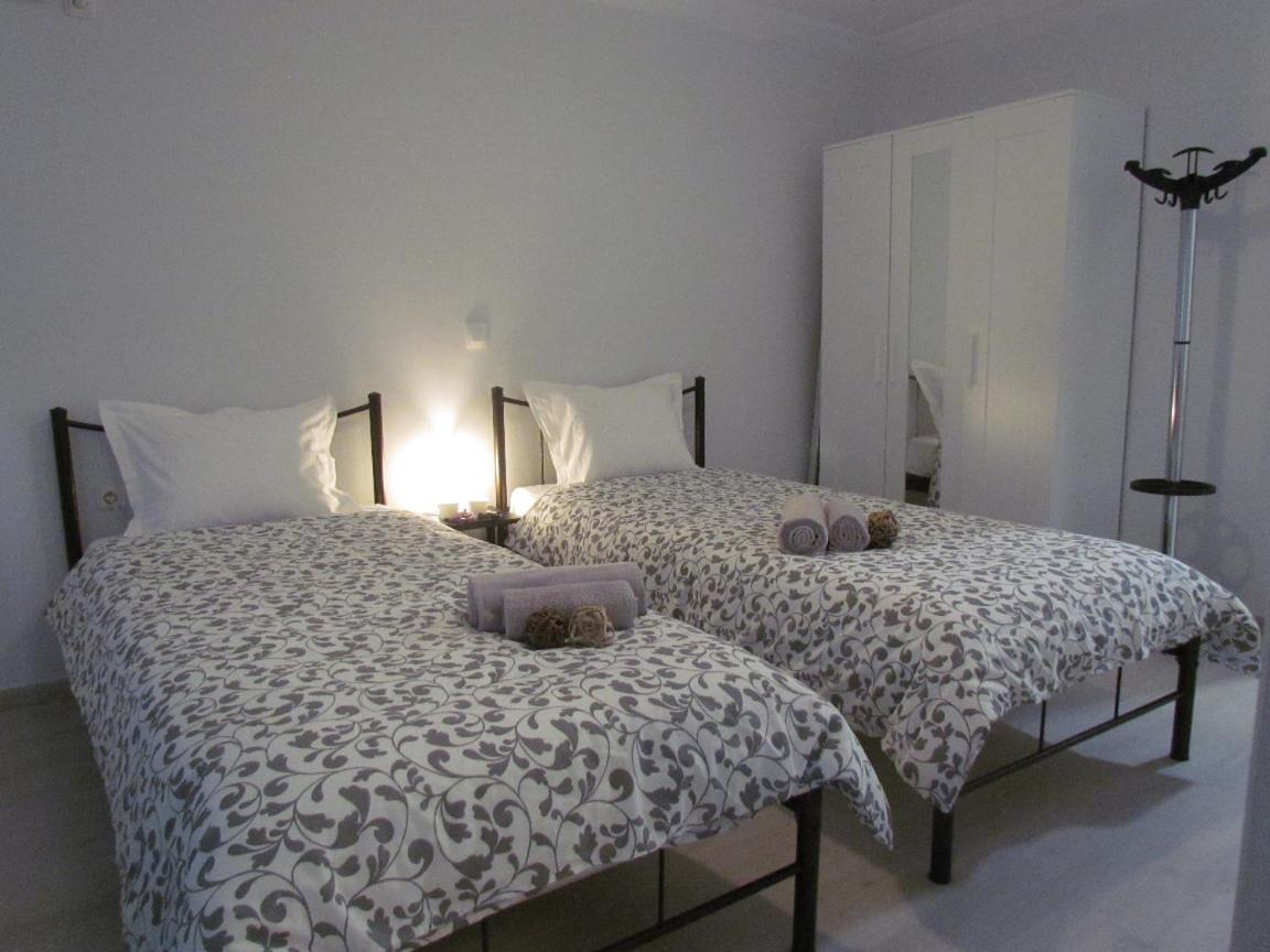 Cozy, newly renovated apt near the City Center Images