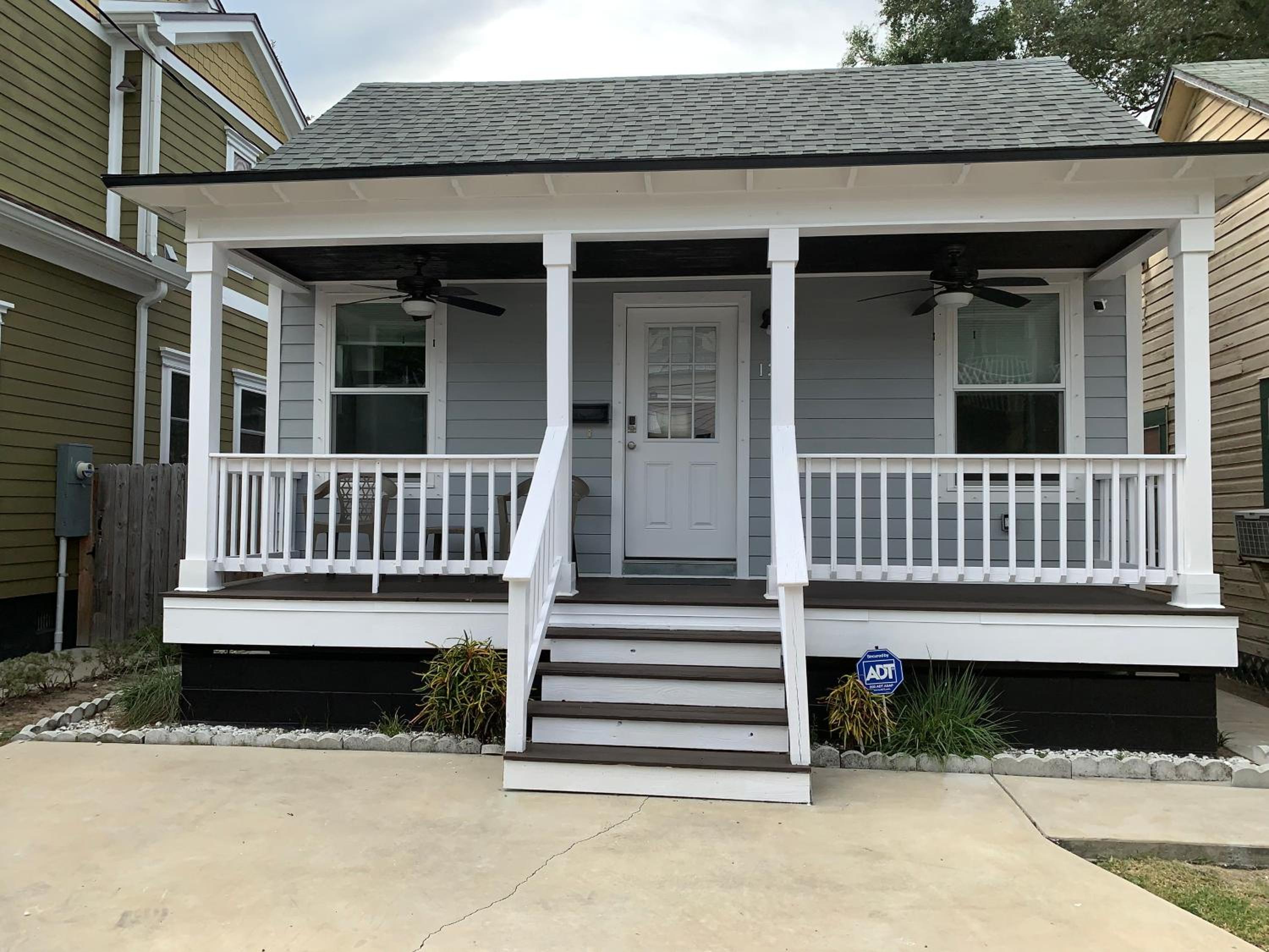 Peaceful Getaway for Two in Lincolnville/Quiet Area/2.3 Miles to Beach Images