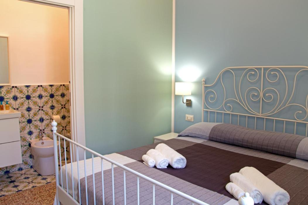 Valente rooms Images