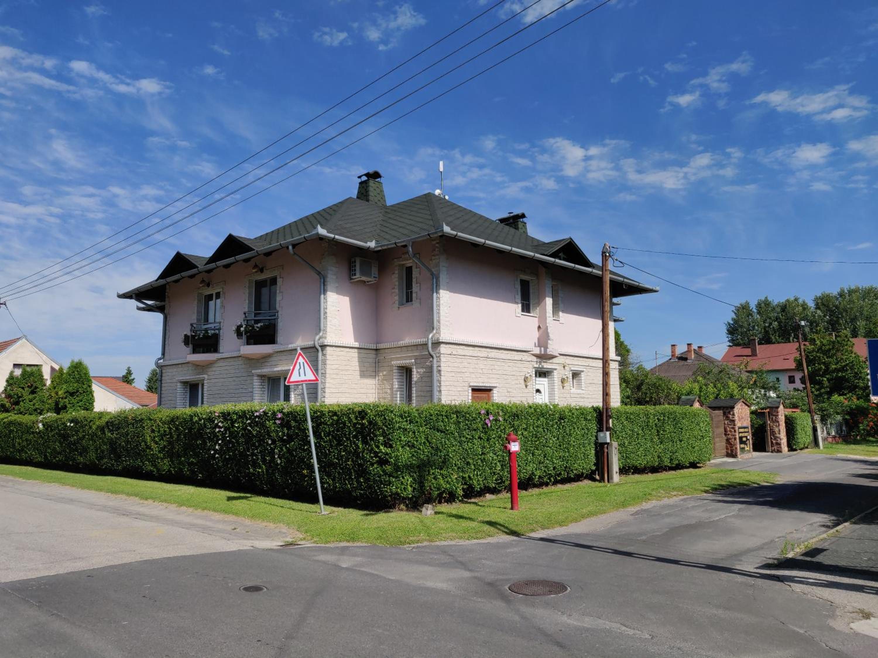 Vilma Villa Images