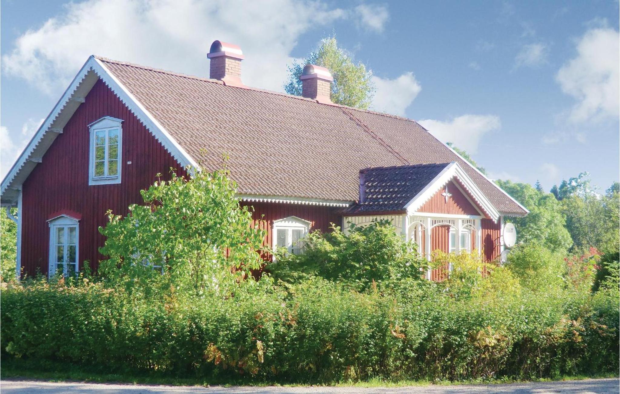 Awesome Home In Vissefjärda With Sauna Images
