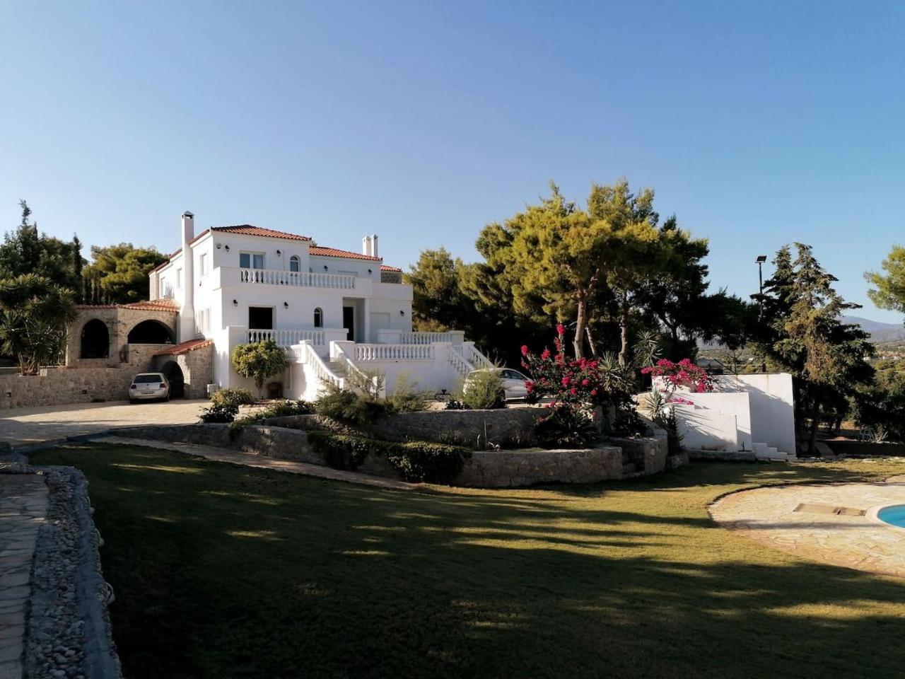 Ktima Nafsika - Ground-floor luxury apartment in idyllic estate! Images