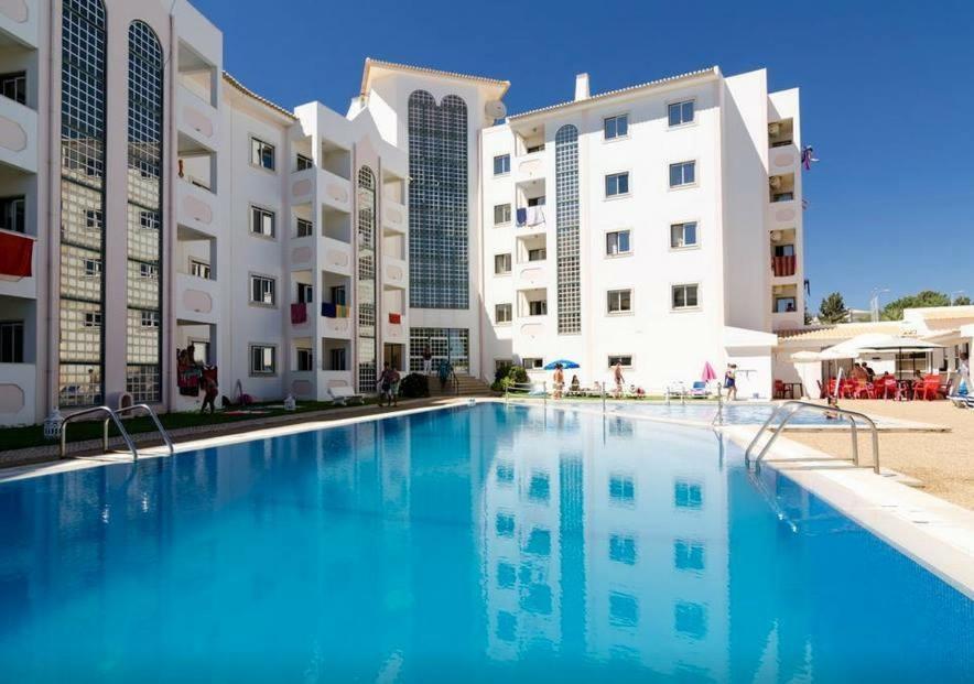 Vau Costa Apartment Images