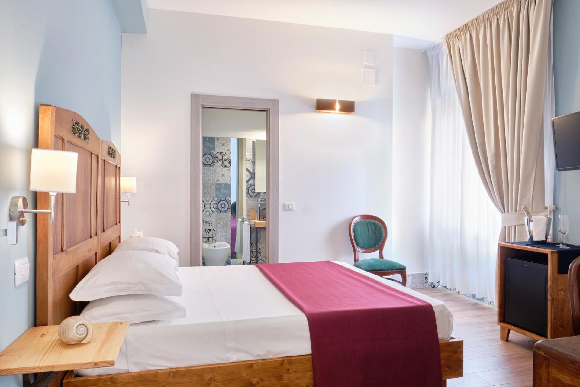 La Via del Porto Charme Rooms Images