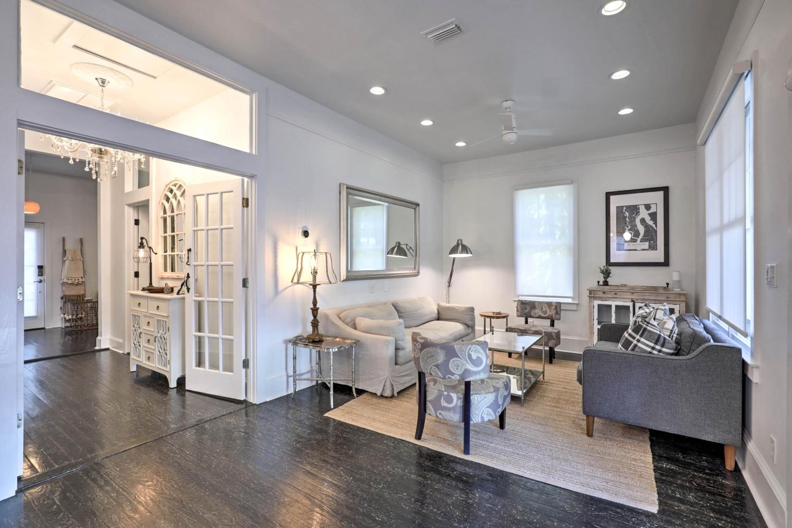 Historic 1900 Cottage in Downtown St Augustine! Images