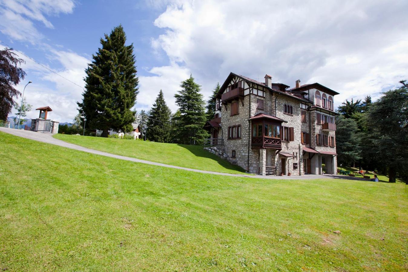 Villa Presolana Images
