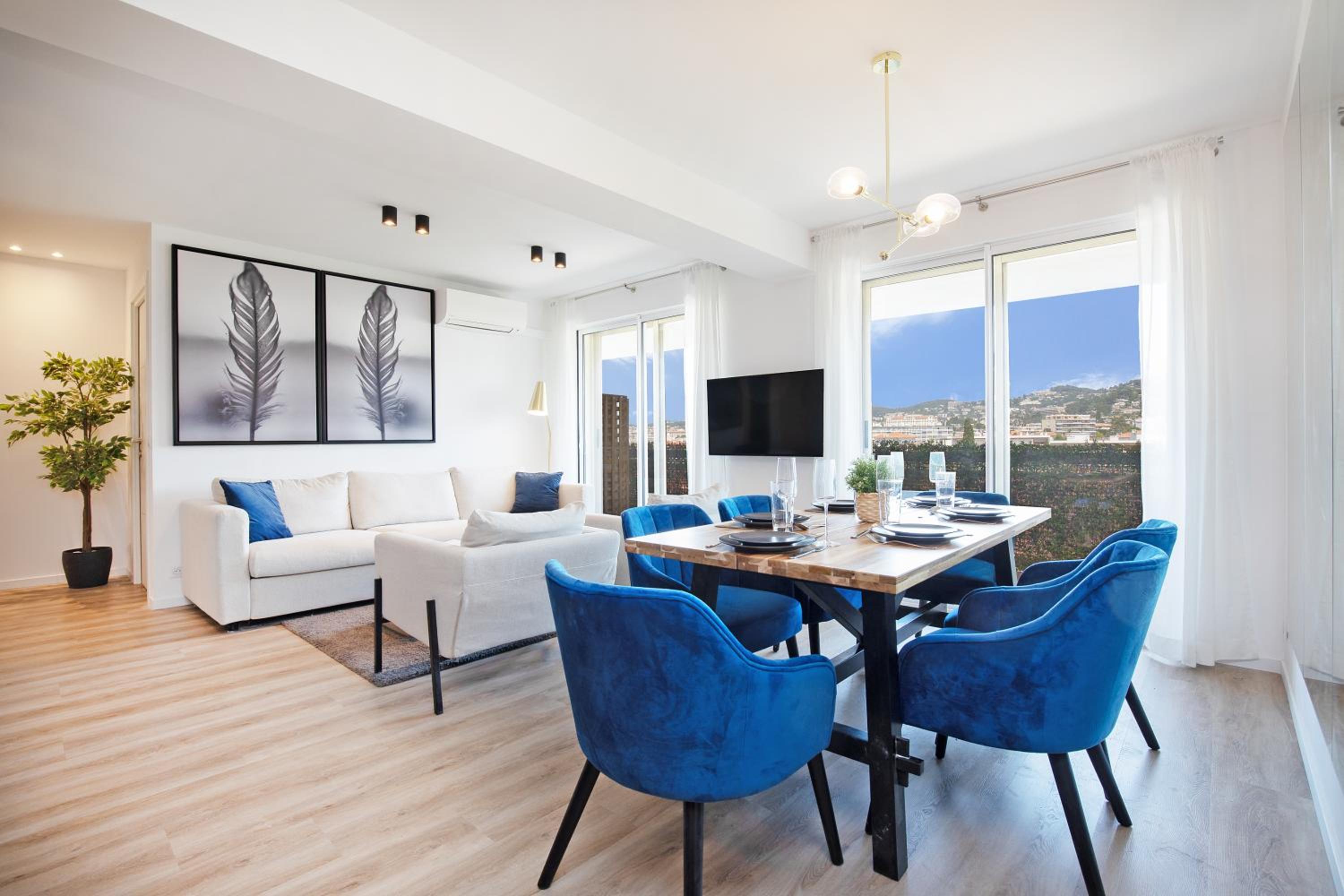 HeavnStay Suite Cannes Centre Images
