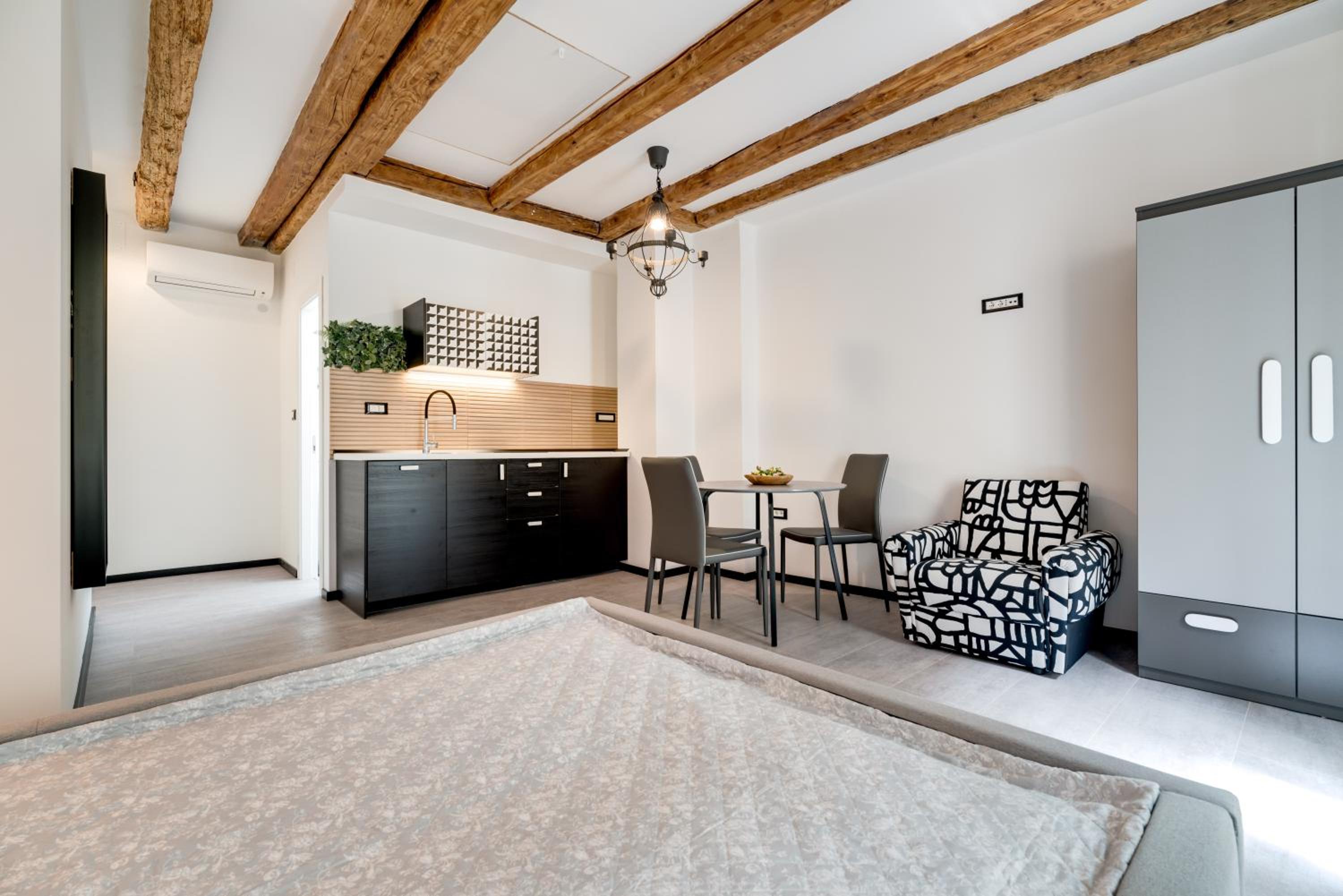 Black & White Apartments Images