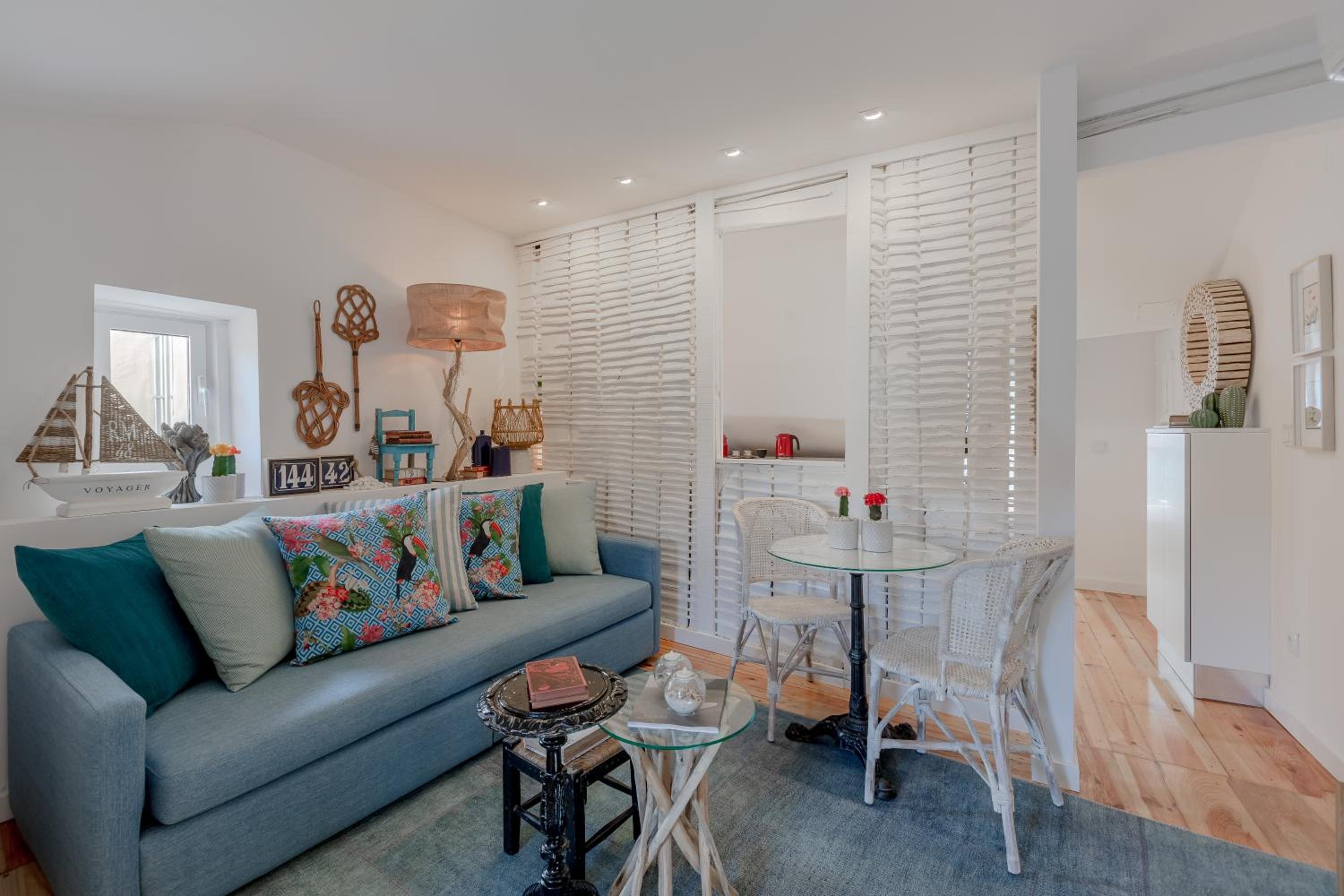 Chiado Chic - A Luxury Concept Images