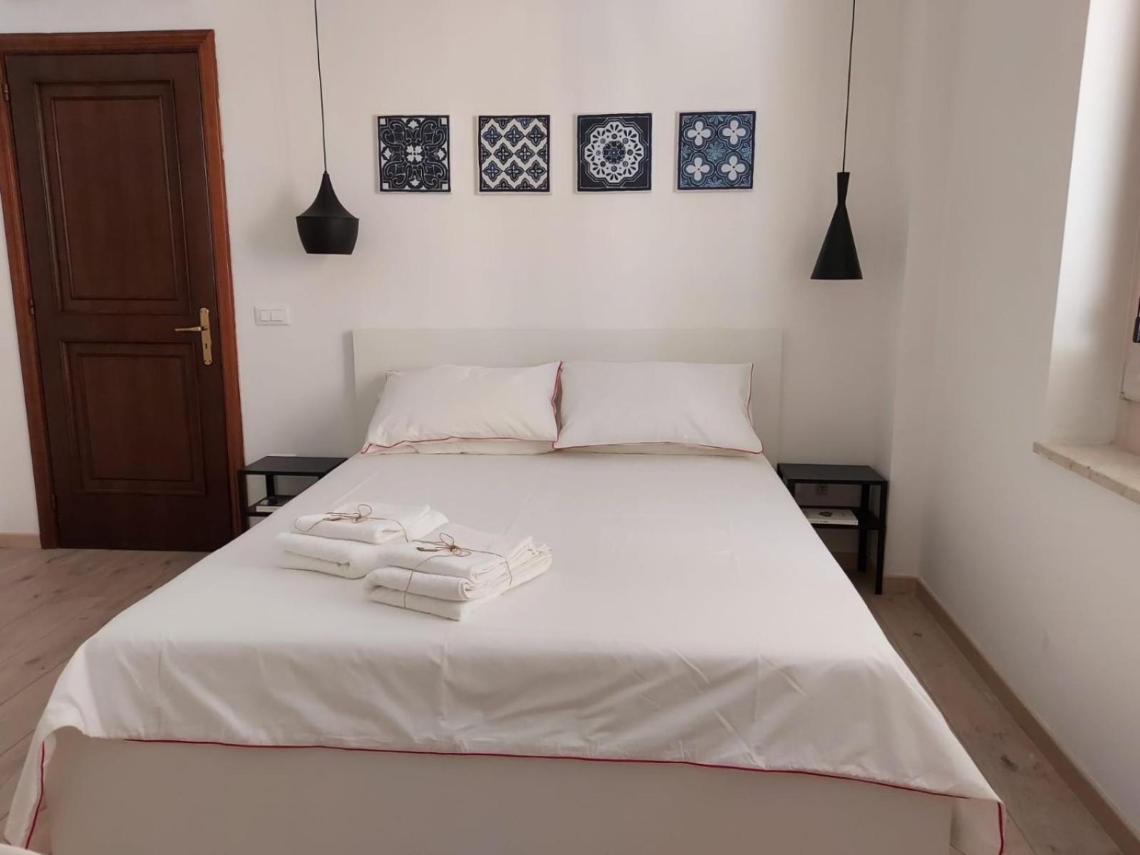 Isabella d'Aragona Guest House Images