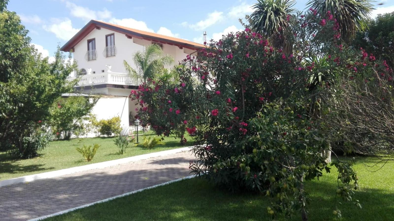 Casetta villa di bartolomeo Images