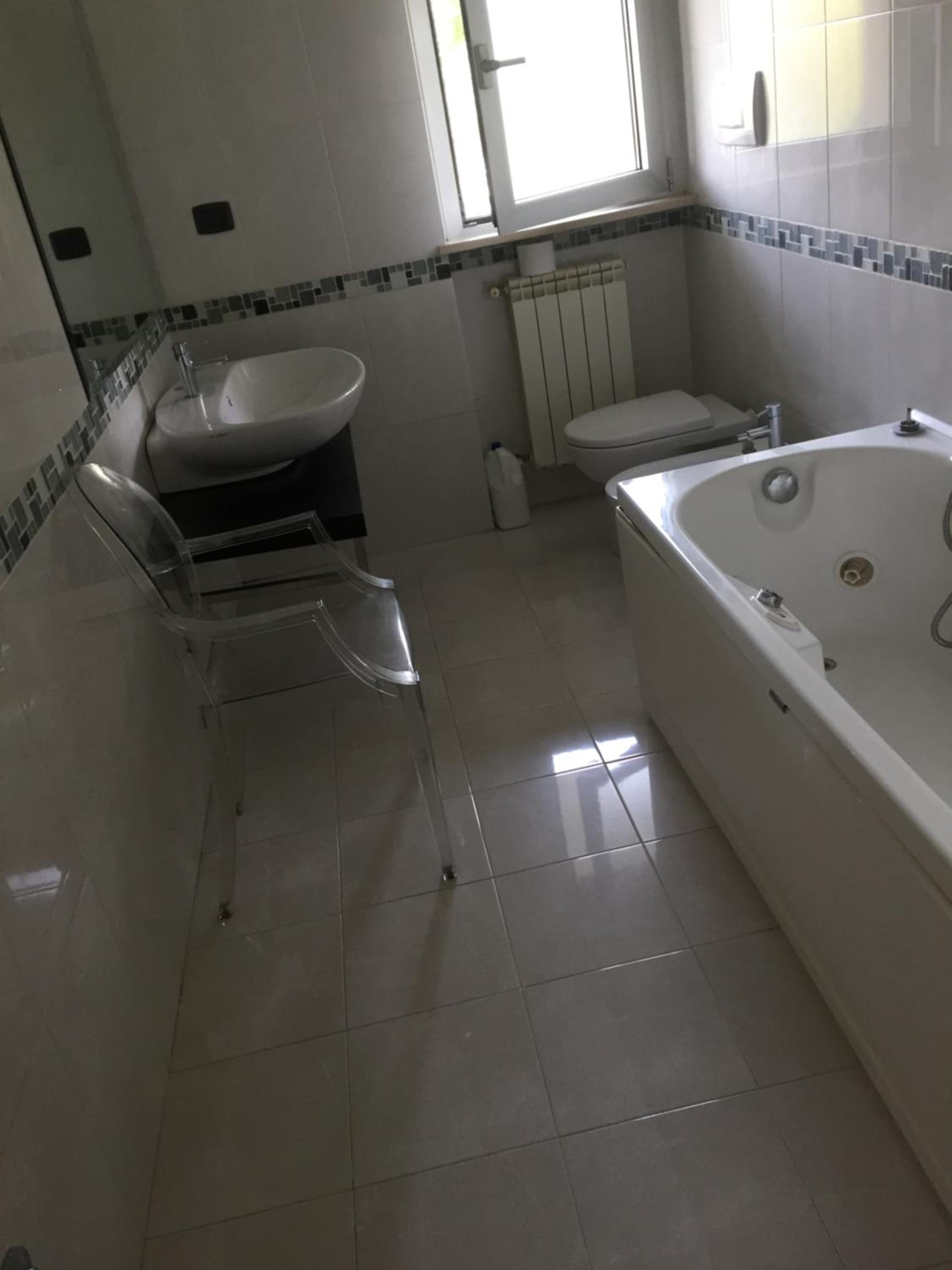 Casa delle sorprese Images