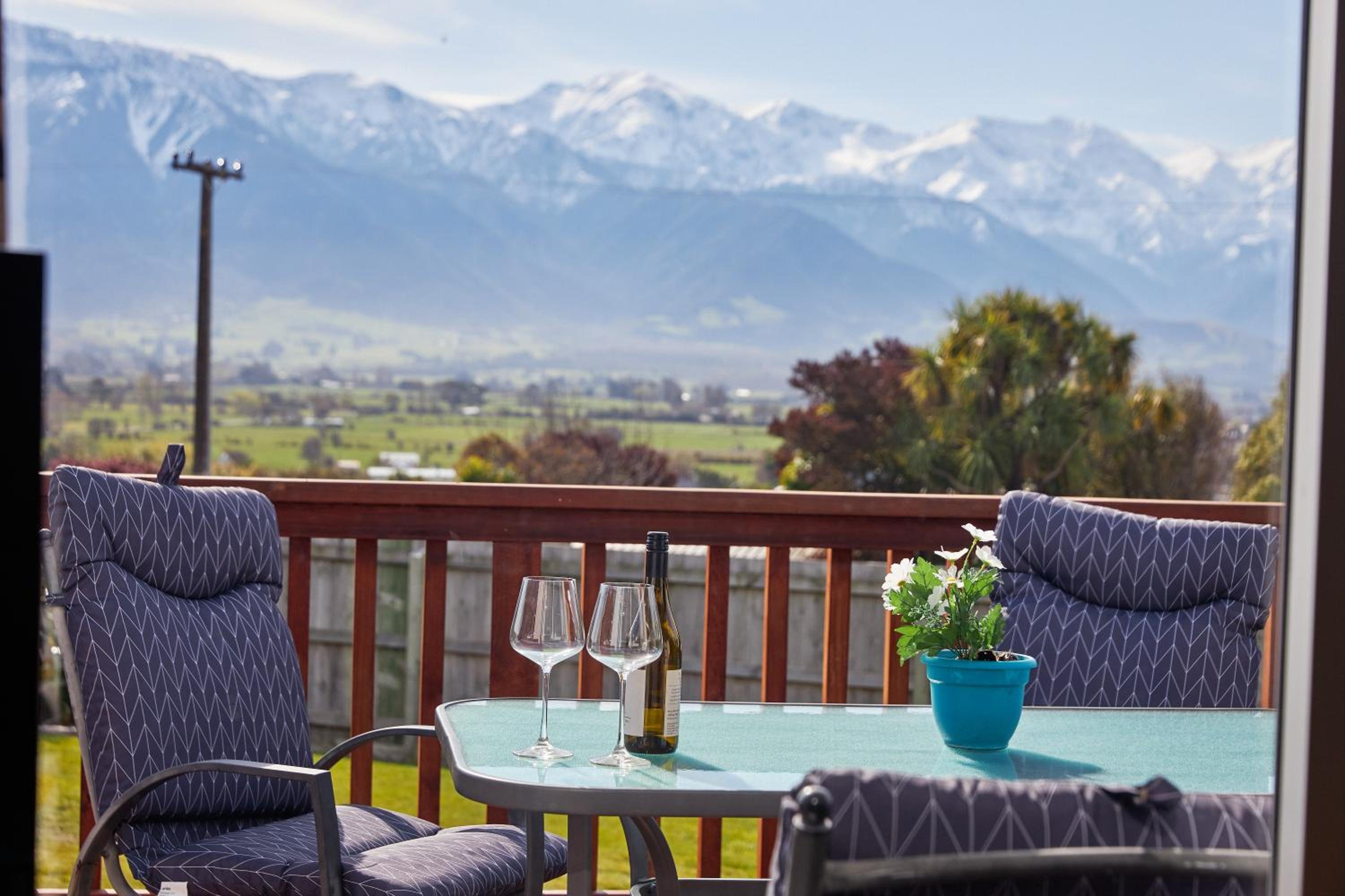 Bayview Vista - Kaikoura Holiday Home Images