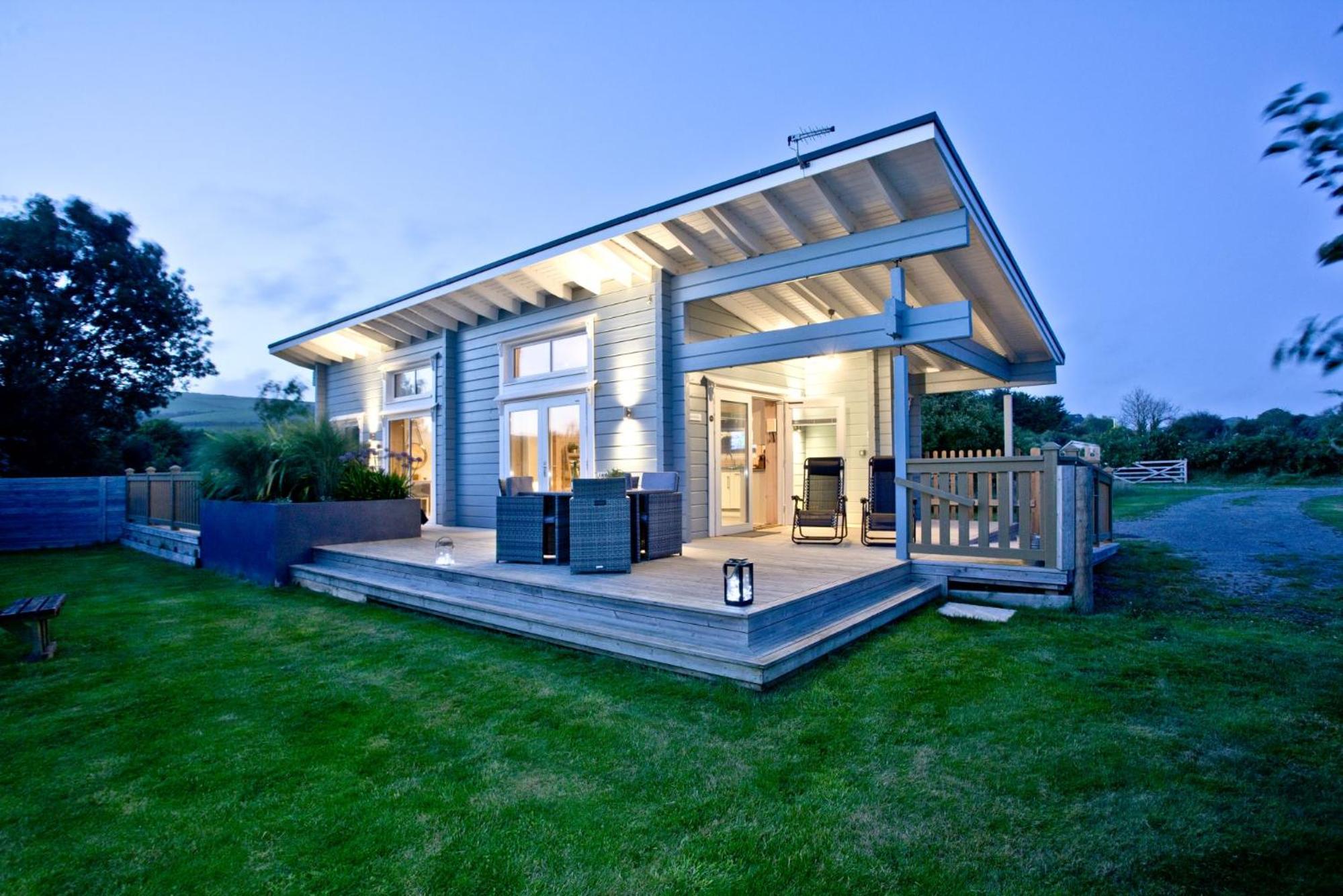 Swanpool, Great Field Lodges, Braunton Images