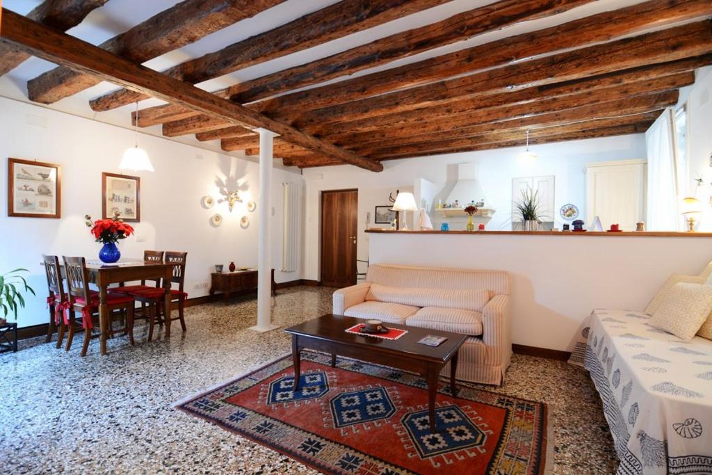 Briati apartment Images