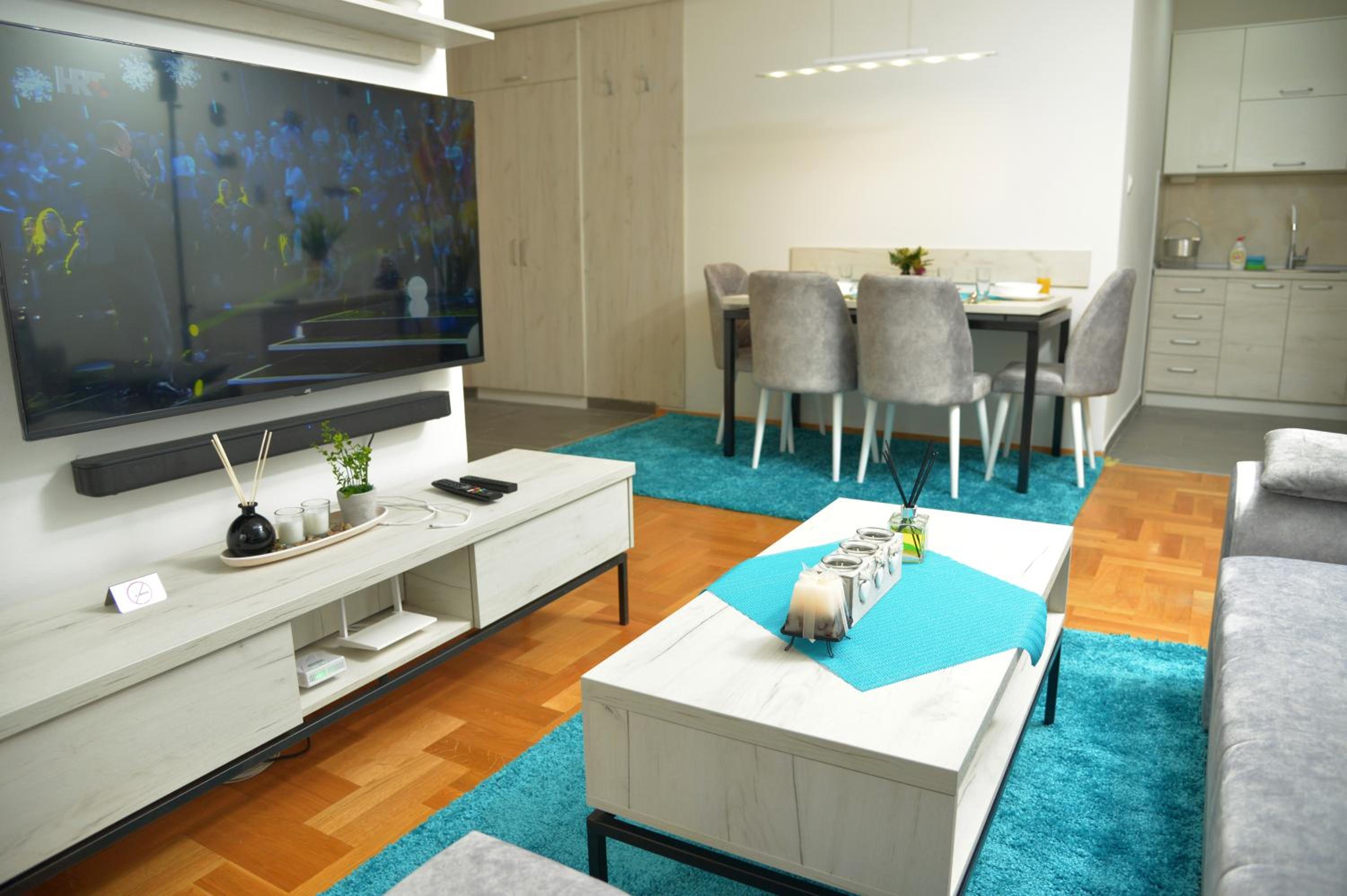 Stylish Blue & Modern Apartment Images