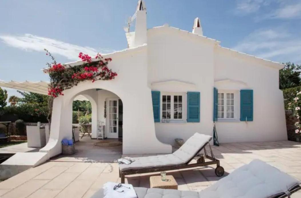 Es Chalet Images