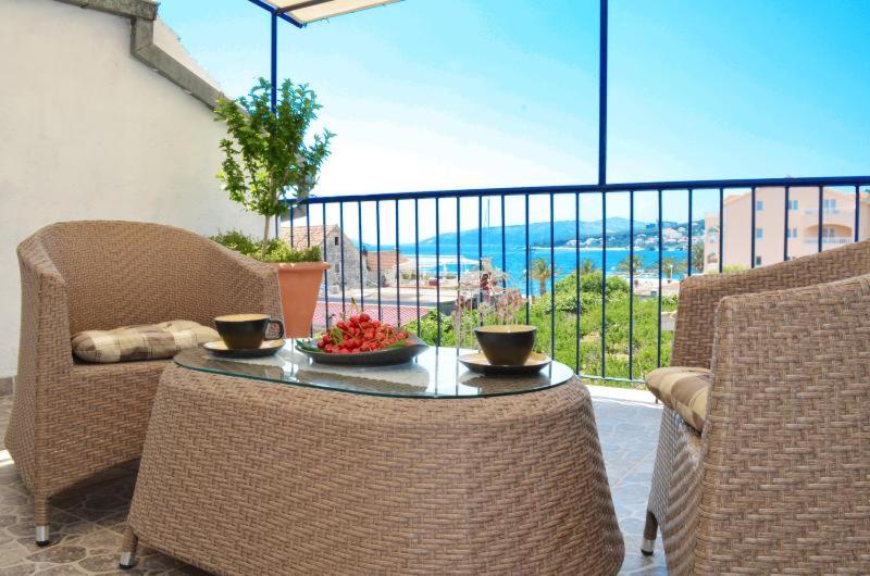 Villa Marini dvori Images