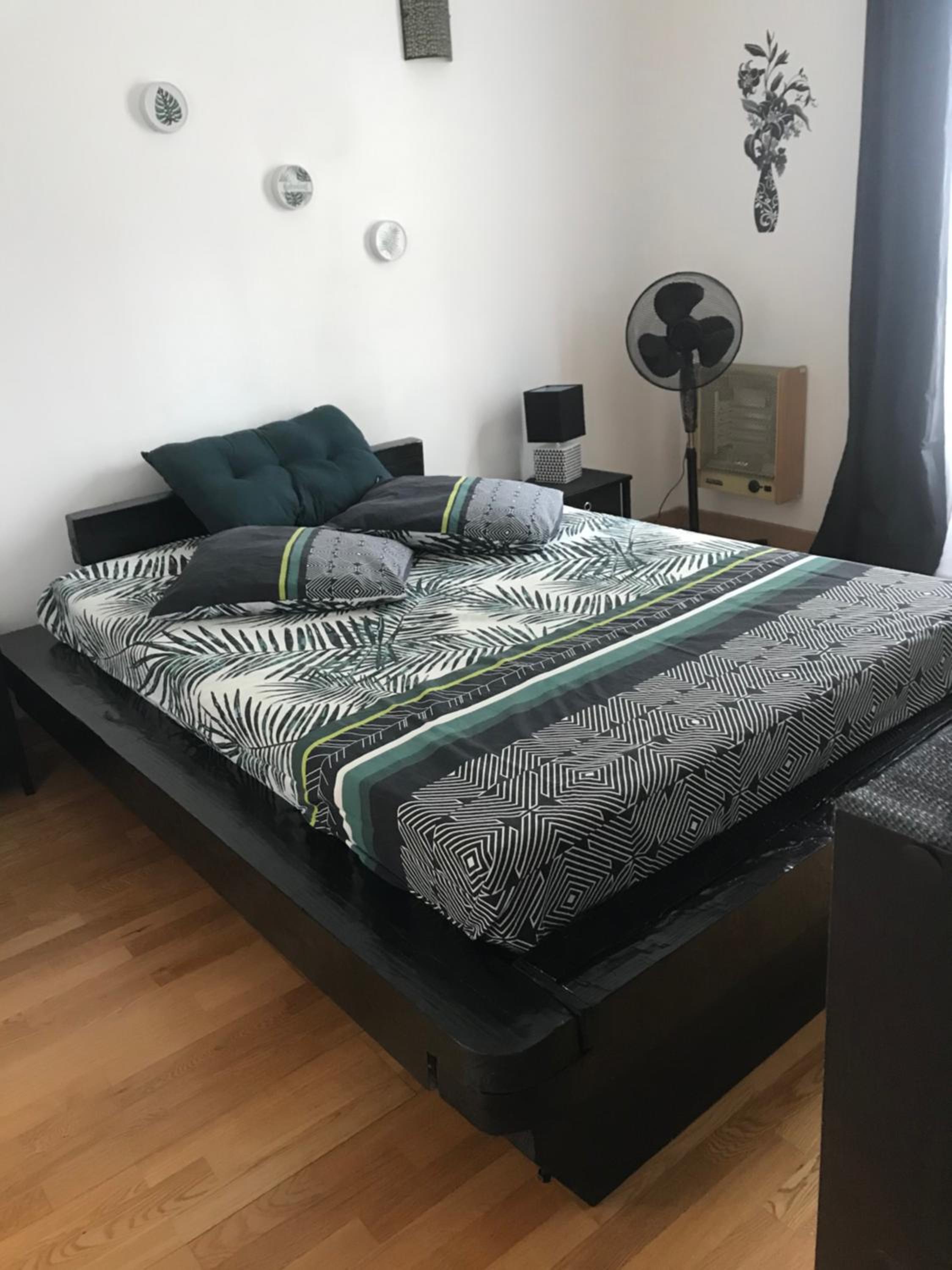 Chambre en Ardèche du Sud Images