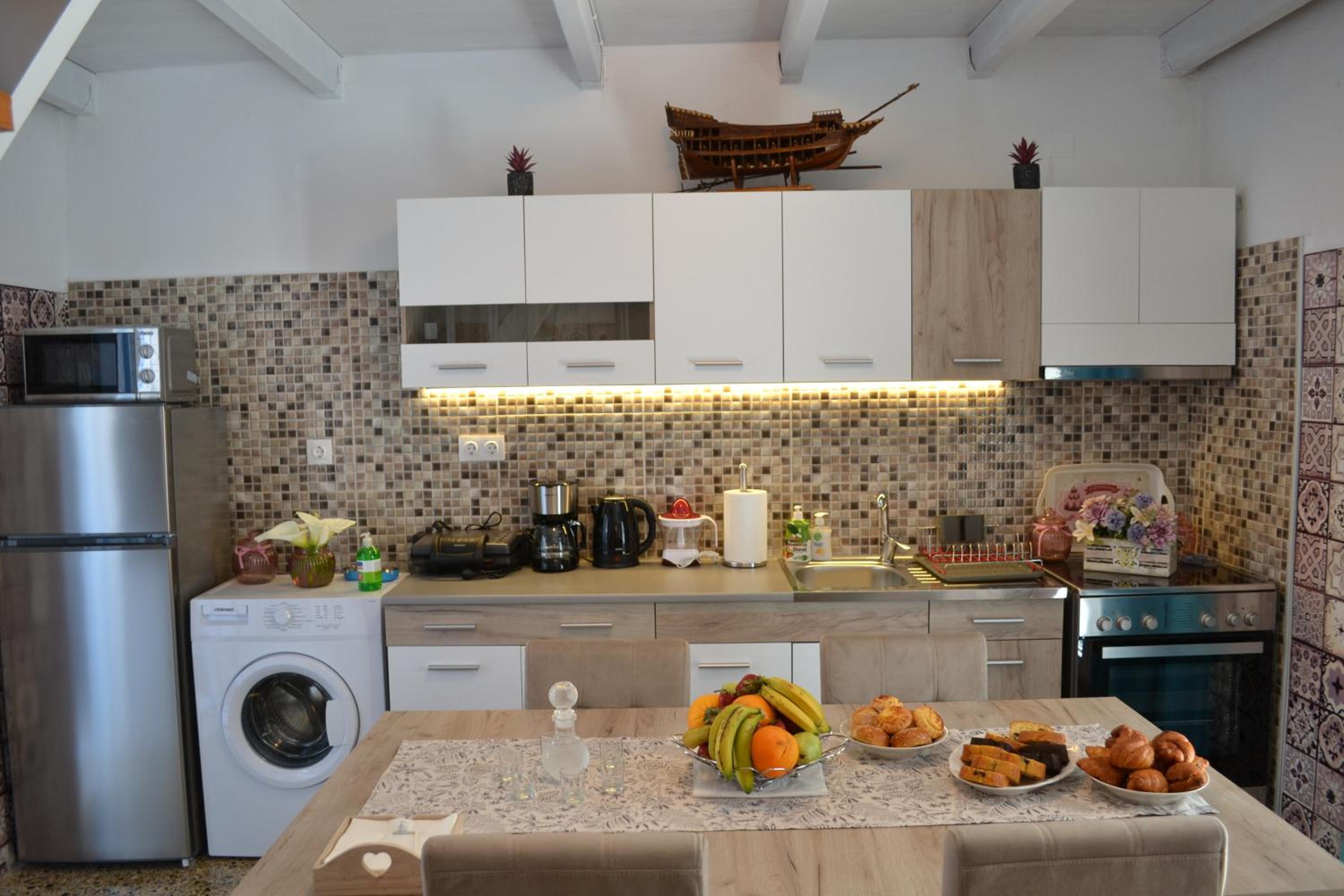 Michalis Captain Home Images