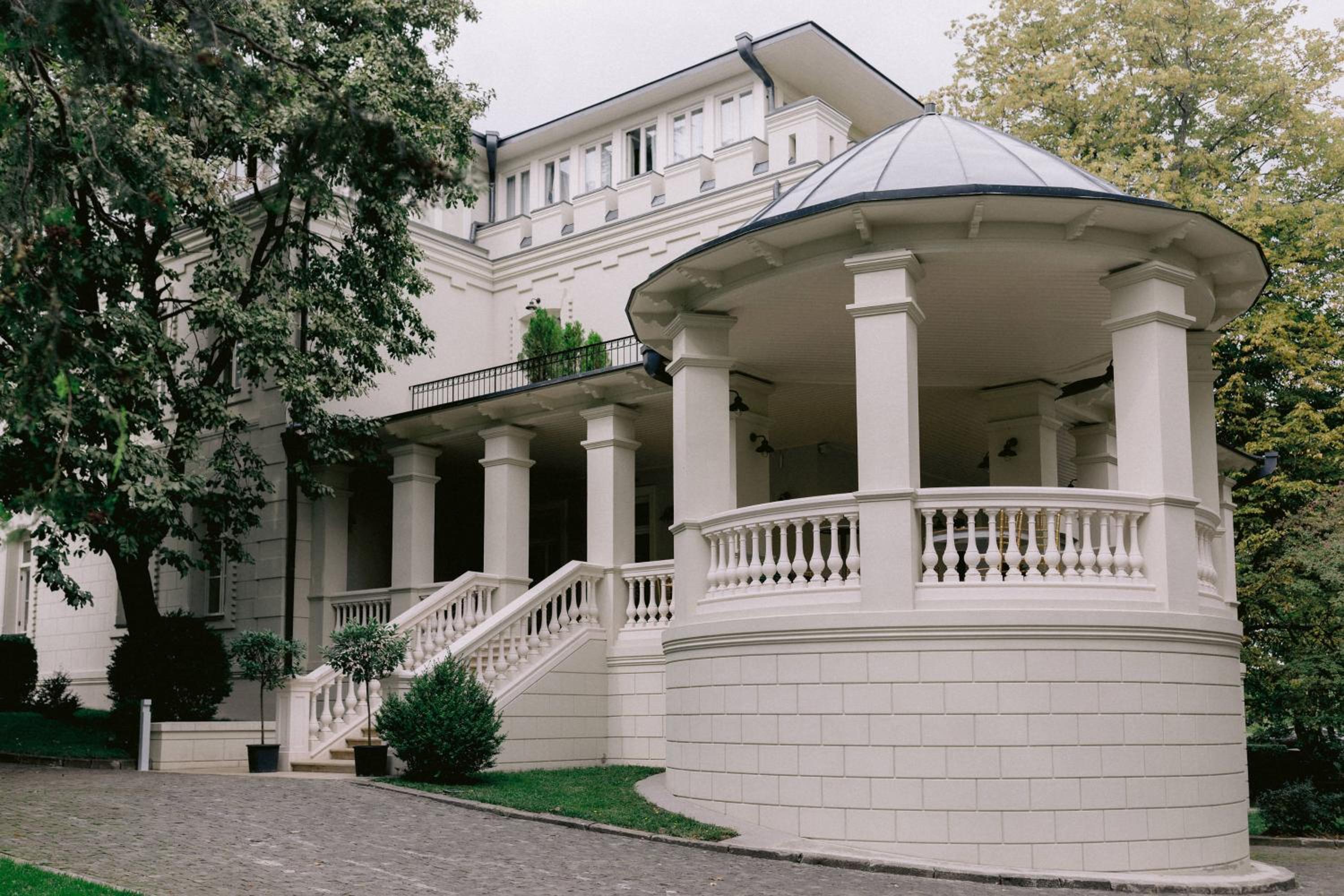 Vazisubani Estate Images