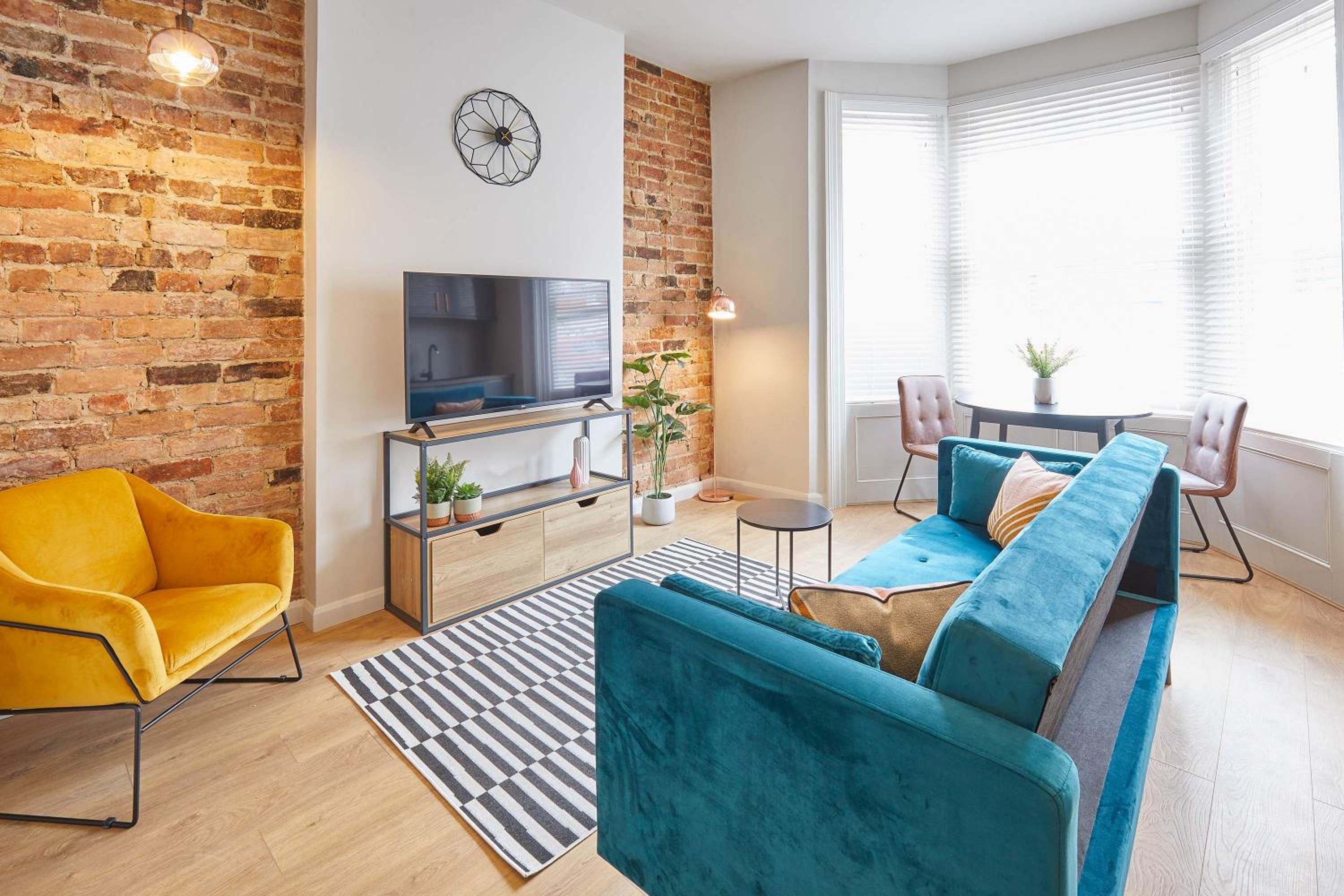Host & Stay - North Marine House Images