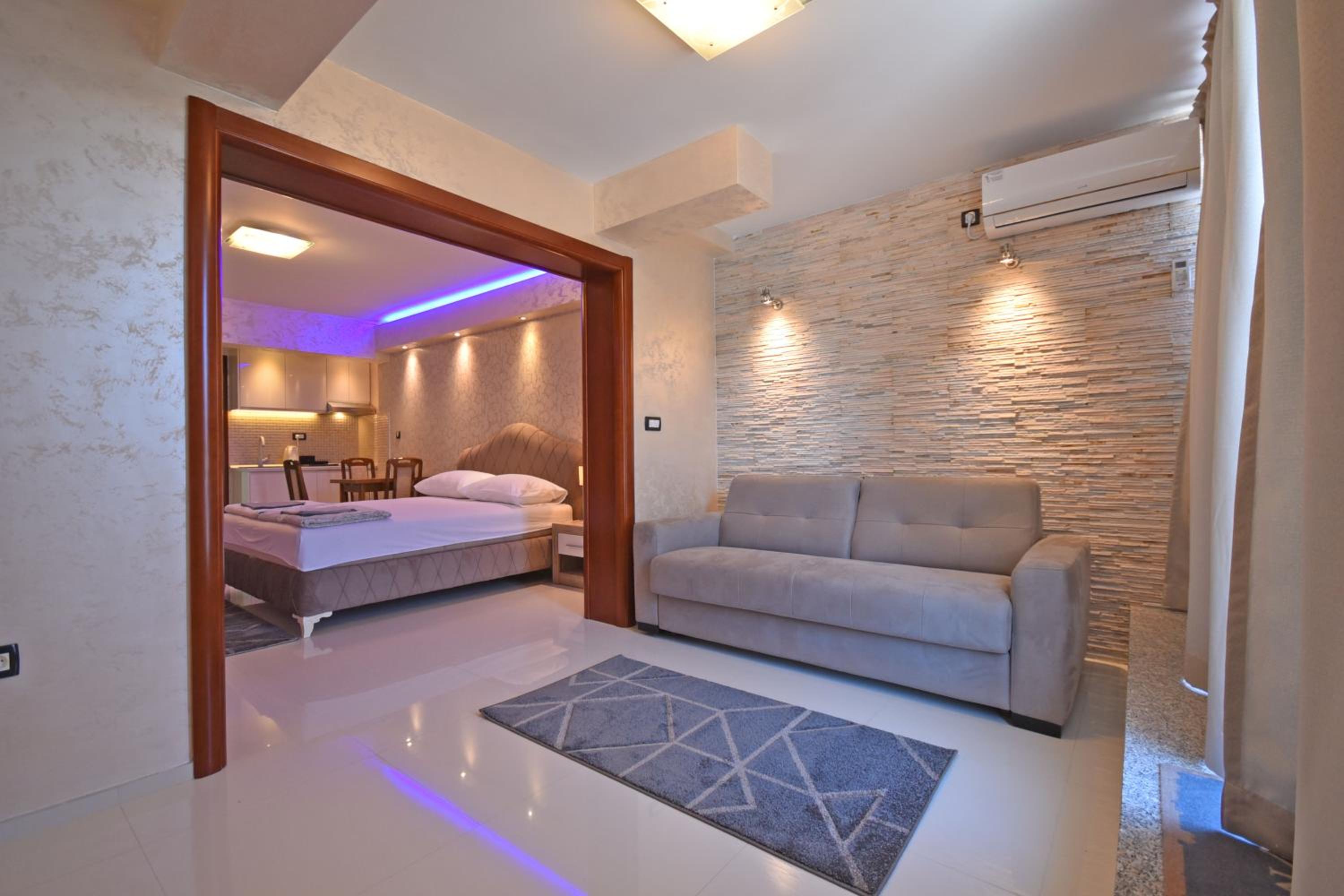 Apartments Daki Images