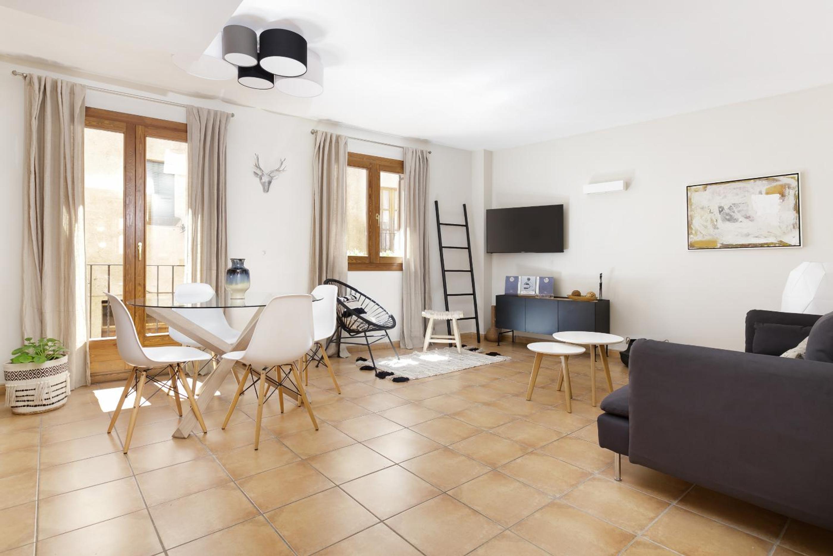 Lets Holidays new apartment close to the beach Images