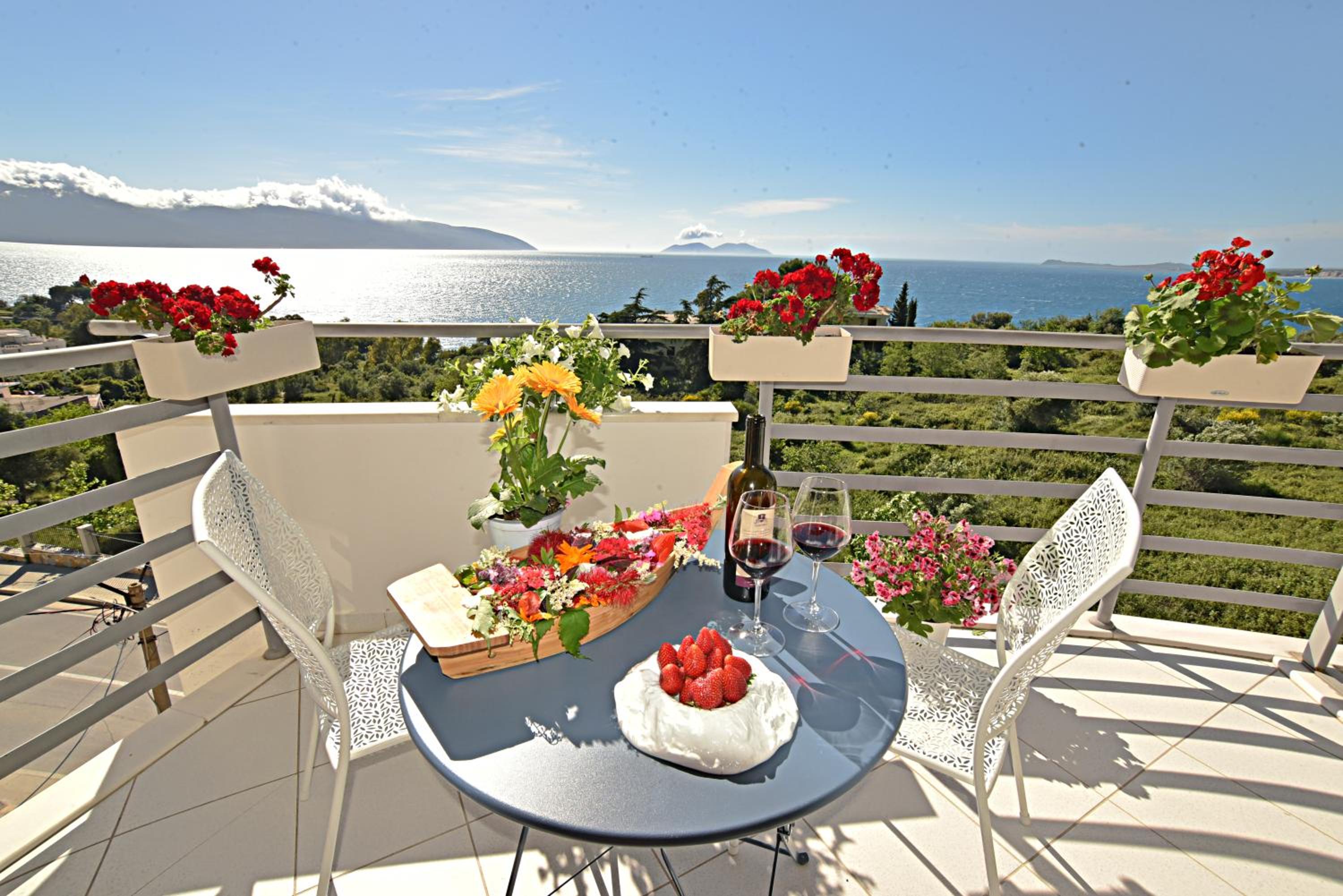 SunRise Suites