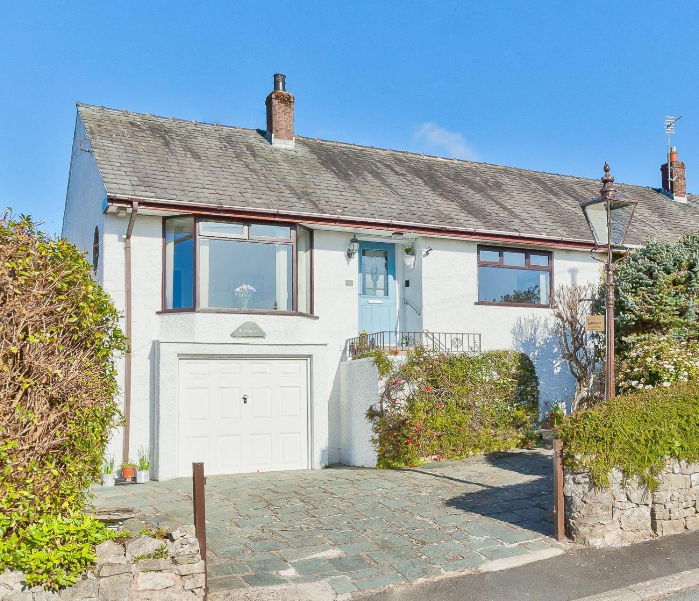 Kents Bank Holiday - Pet Friendly with Bay Views Images