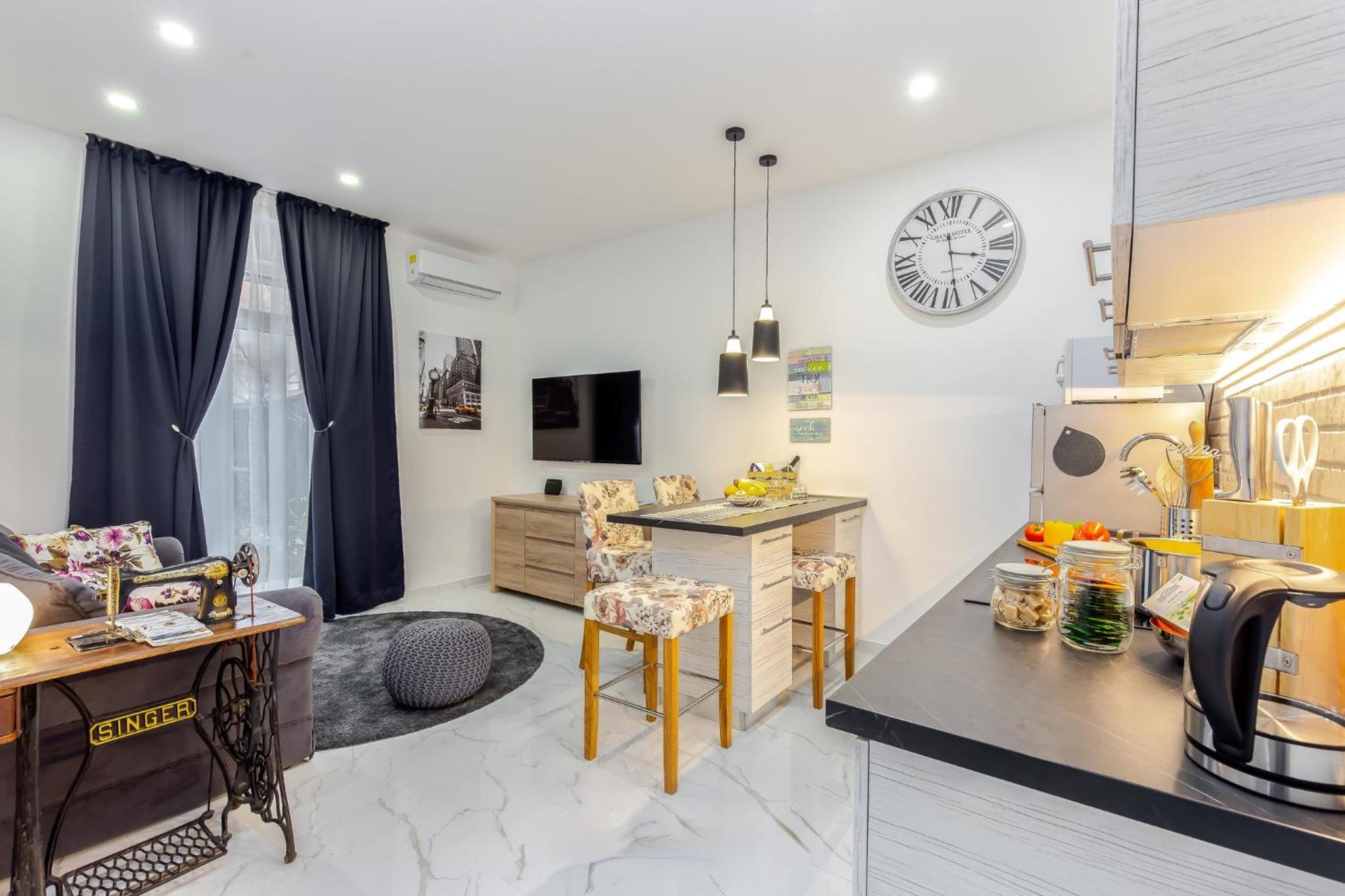 Lidija apartment with sauna Images