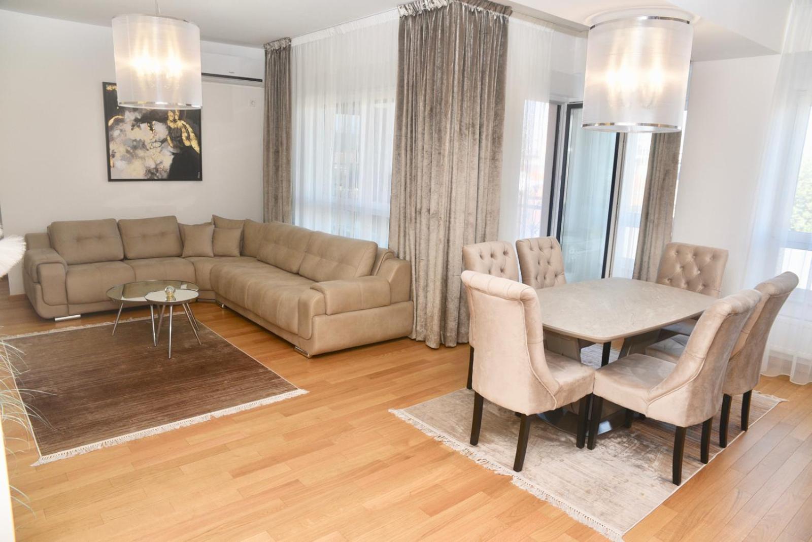 The Main Square Apartments Images