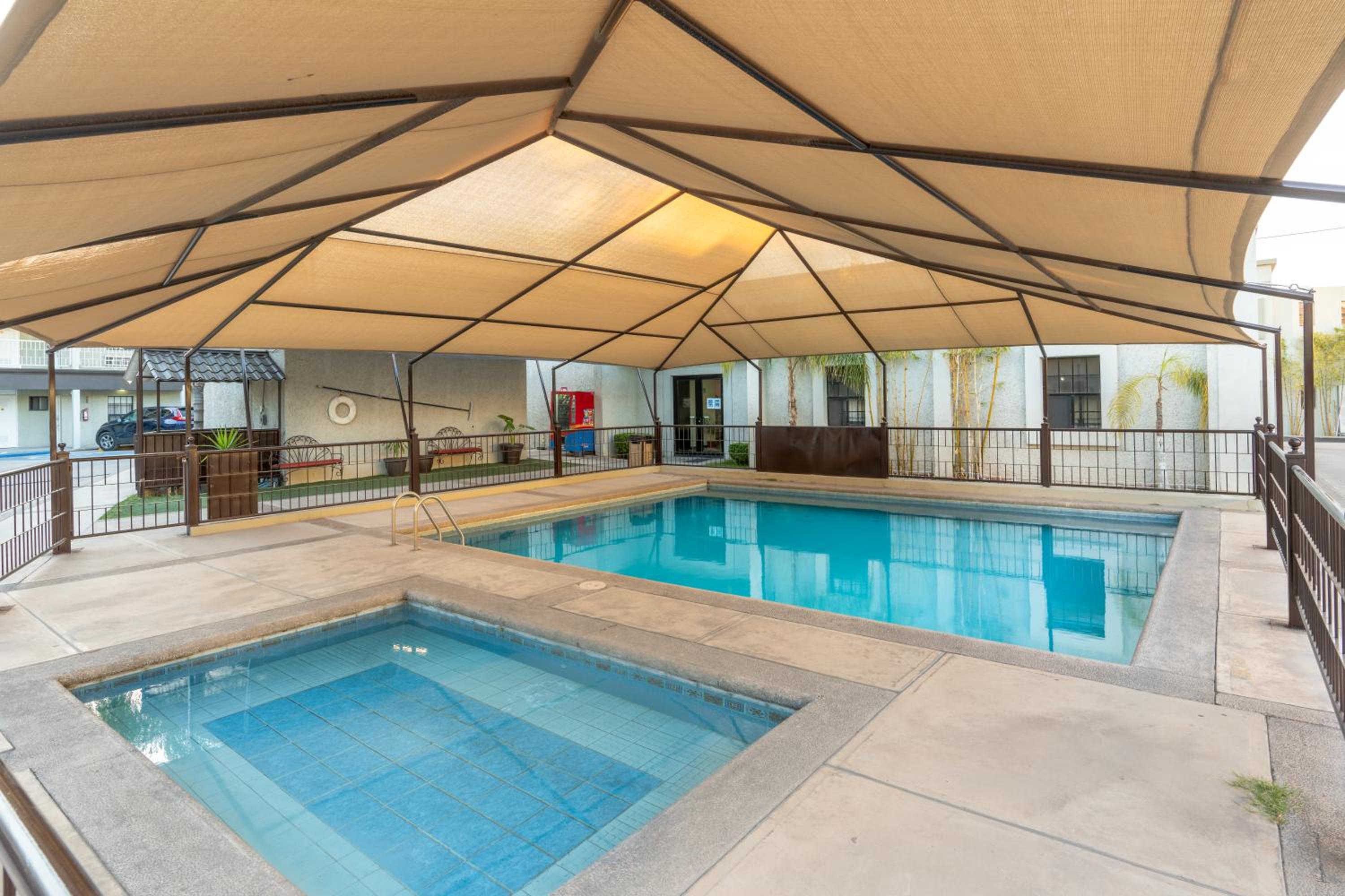 Hotel Sntenario